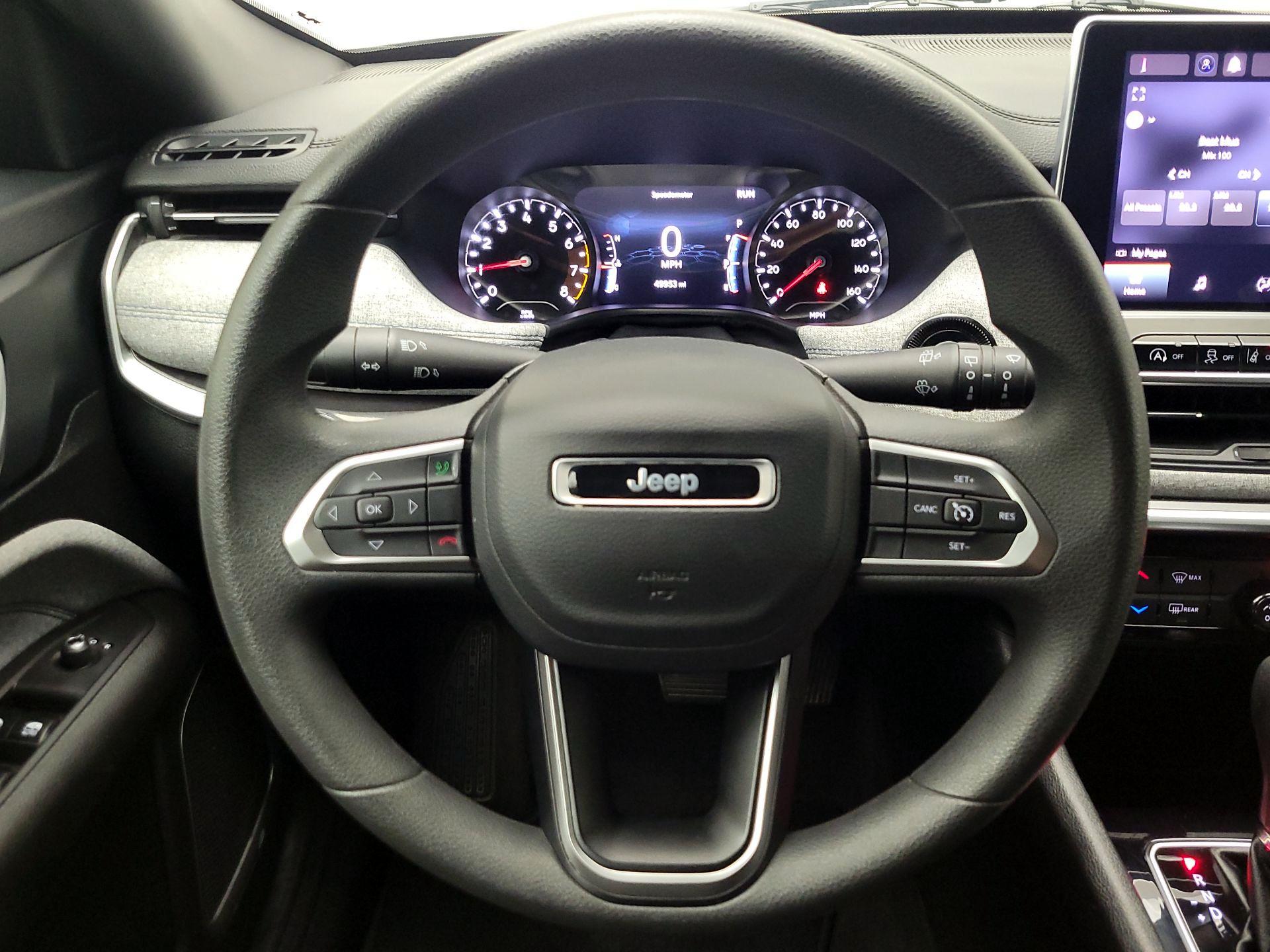 Thumbnail: 2023 Jeep Compass - 10