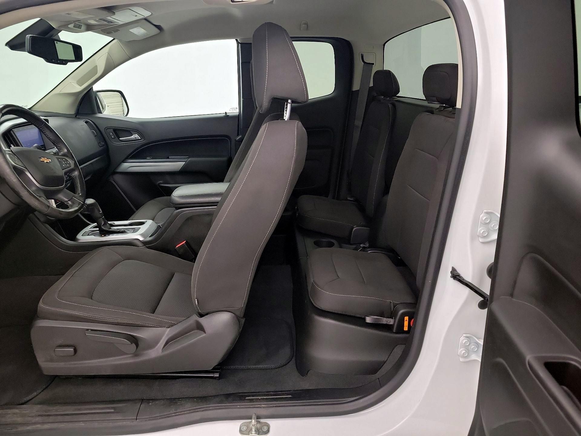 Thumbnail: 2021 Chevrolet Colorado - 19