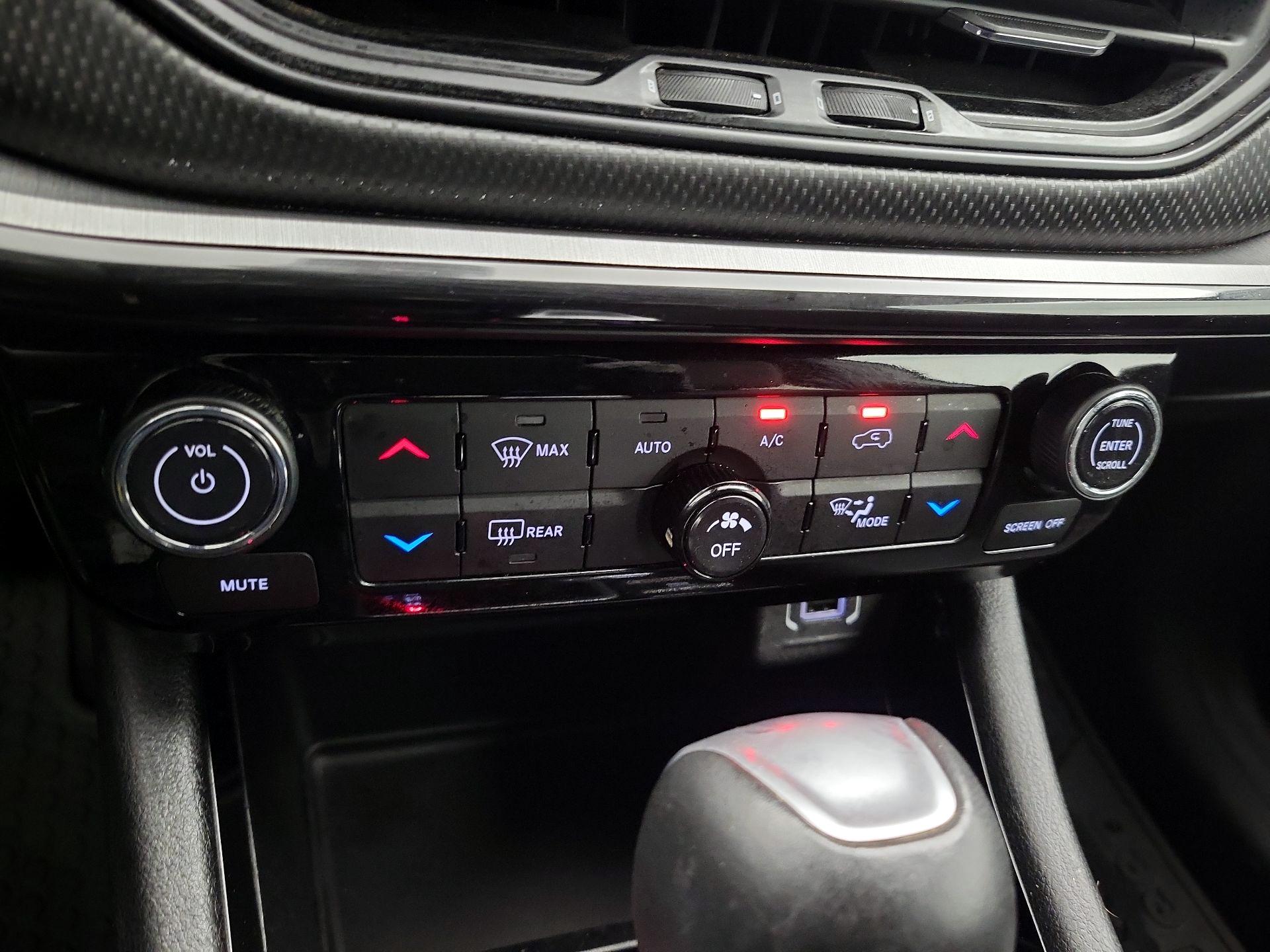 Thumbnail: 2024 Jeep Compass - 16