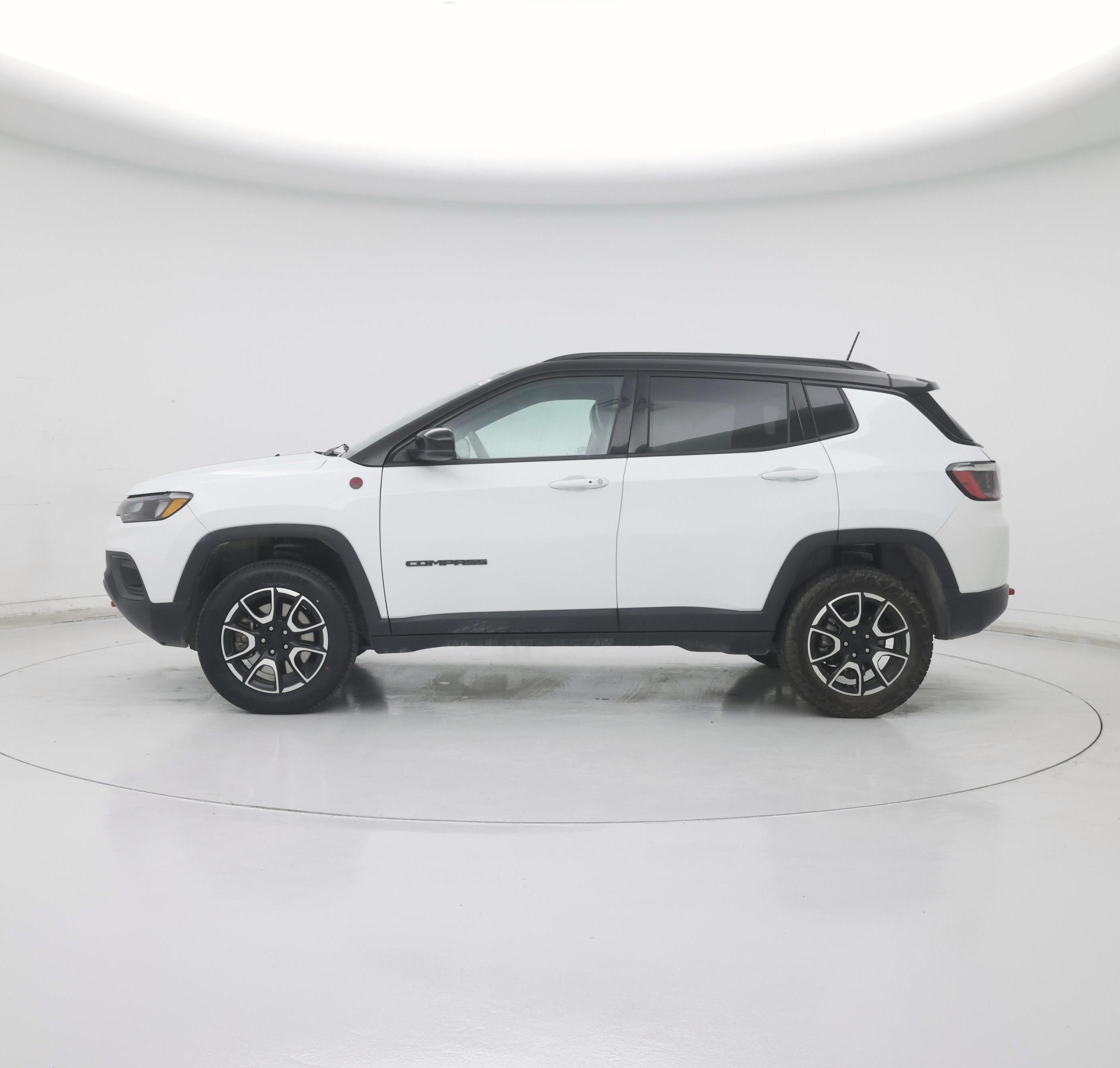 Thumbnail: 2024 Jeep Compass - 3