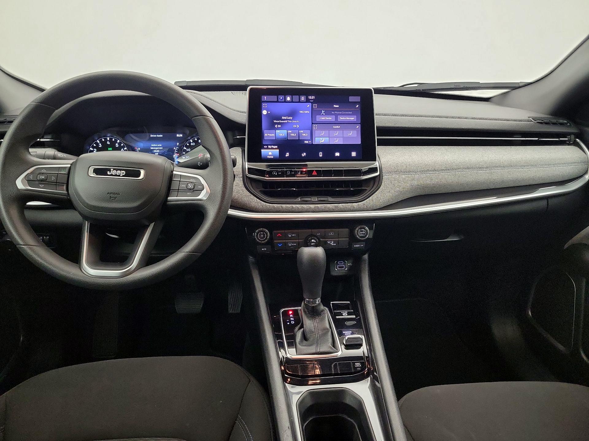 Thumbnail: 2023 Jeep Compass - 9