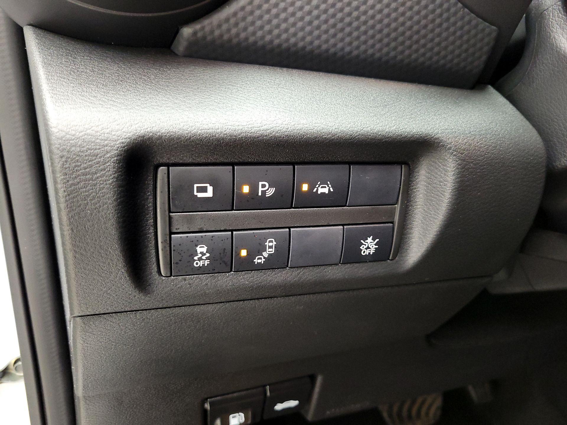 Thumbnail: 2023 Nissan Kicks - 13