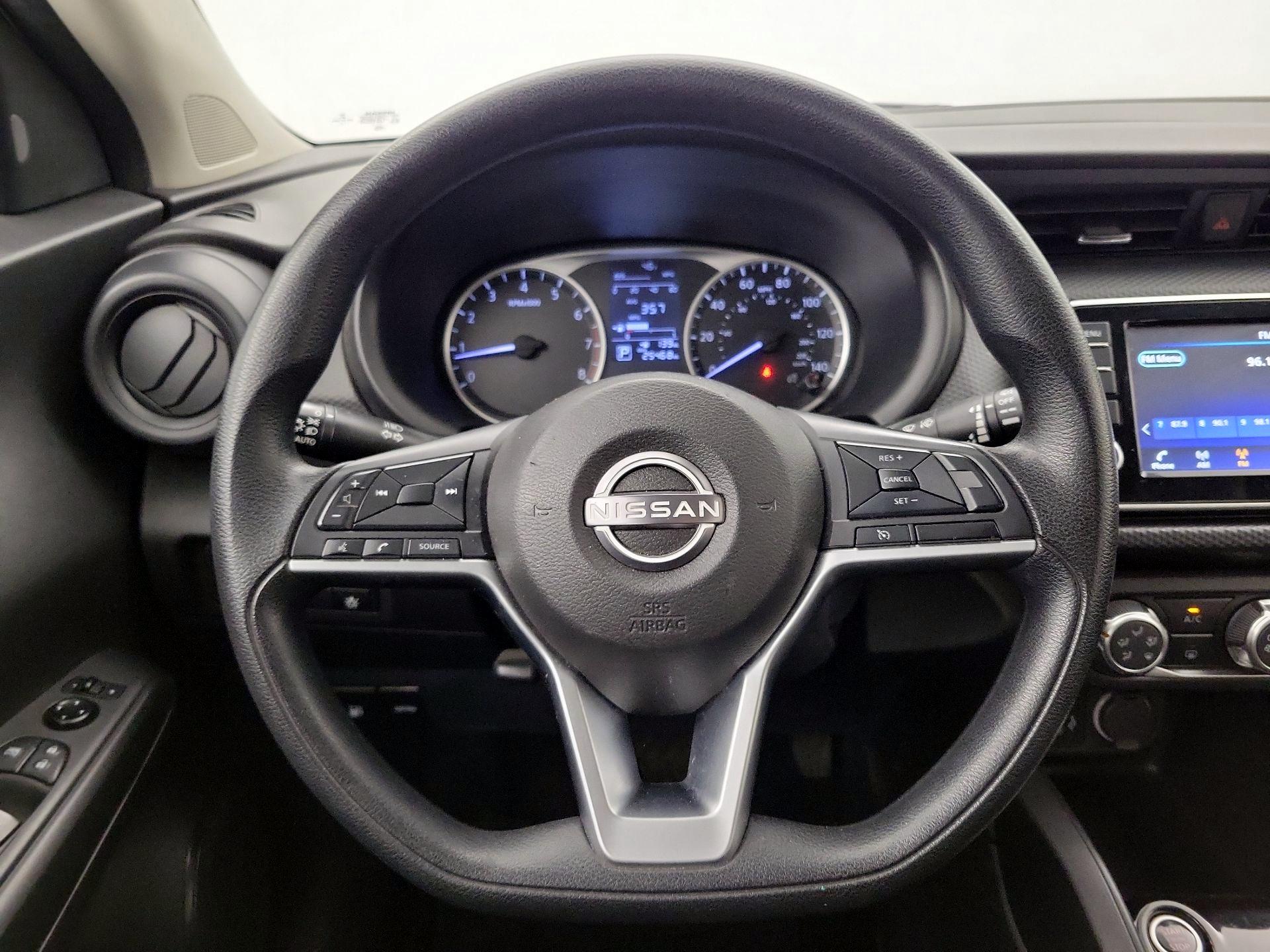 Thumbnail: 2022 Nissan Kicks - 10