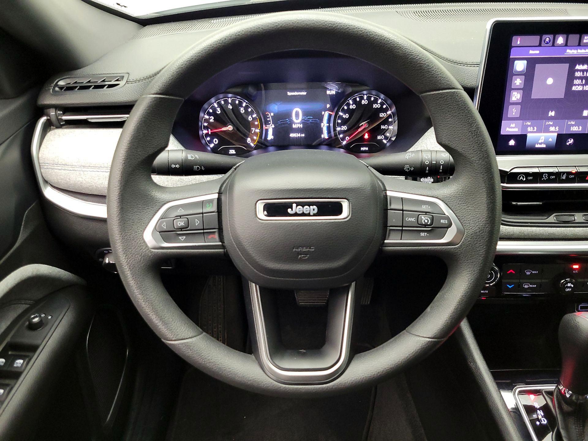 Thumbnail: 2023 Jeep Compass - 10