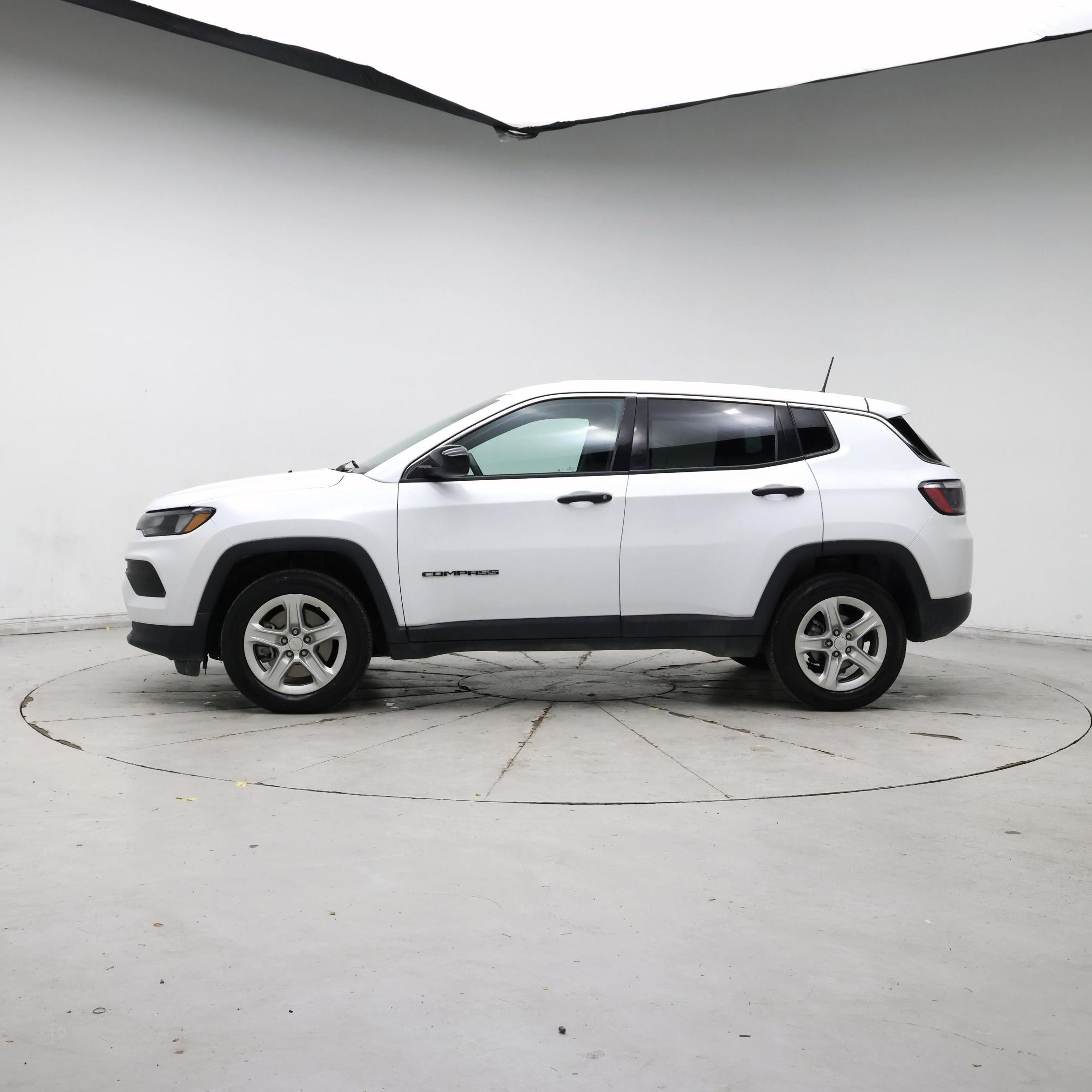 Thumbnail: 2023 Jeep Compass - 3