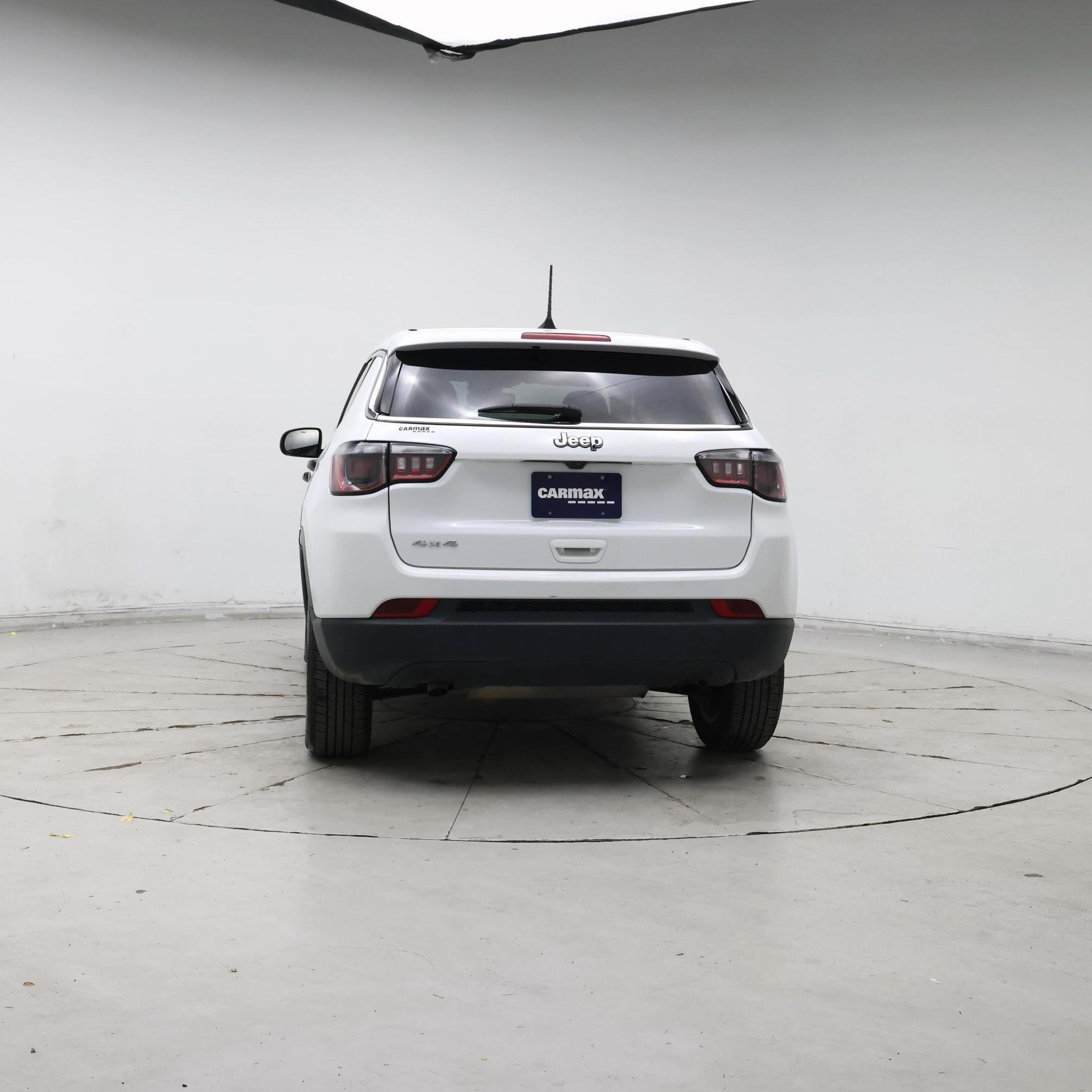 Thumbnail: 2023 Jeep Compass - 6