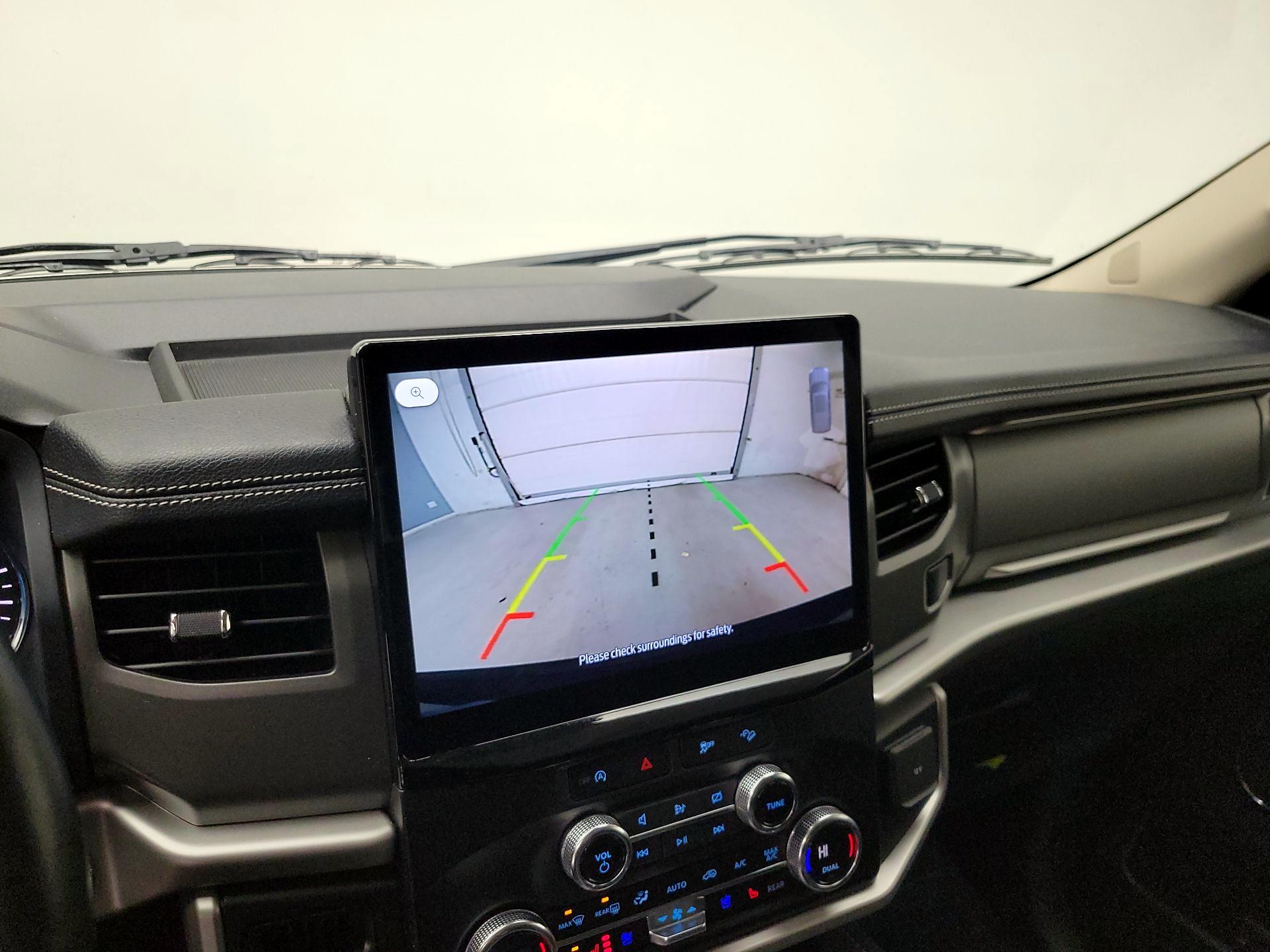 Thumbnail: 2023 Ford Expedition - 15