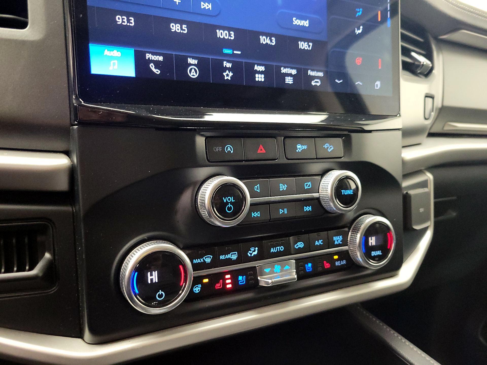 Thumbnail: 2024 Ford Expedition - 17