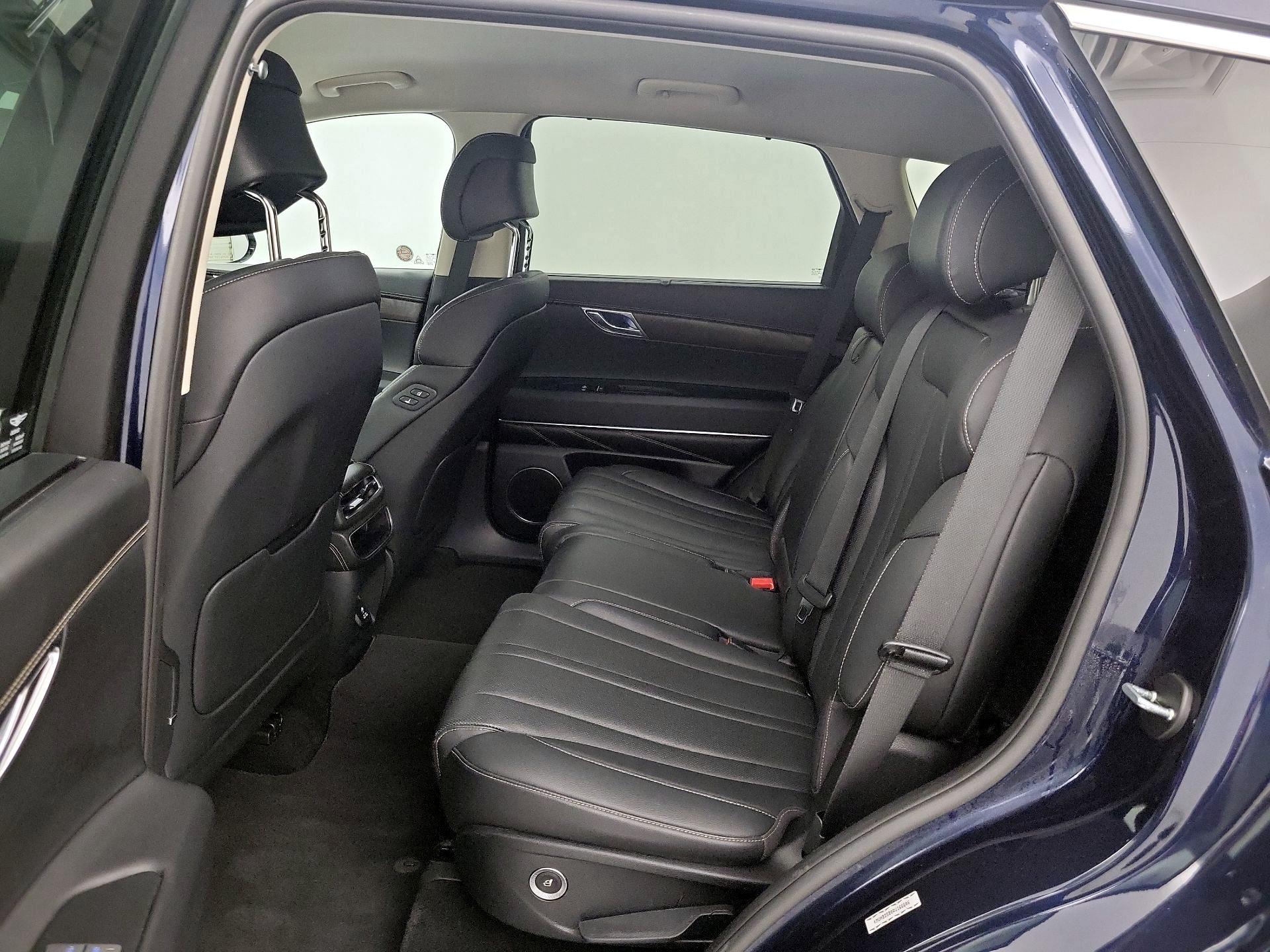 Thumbnail: 2024 Genesis GV80 - 20