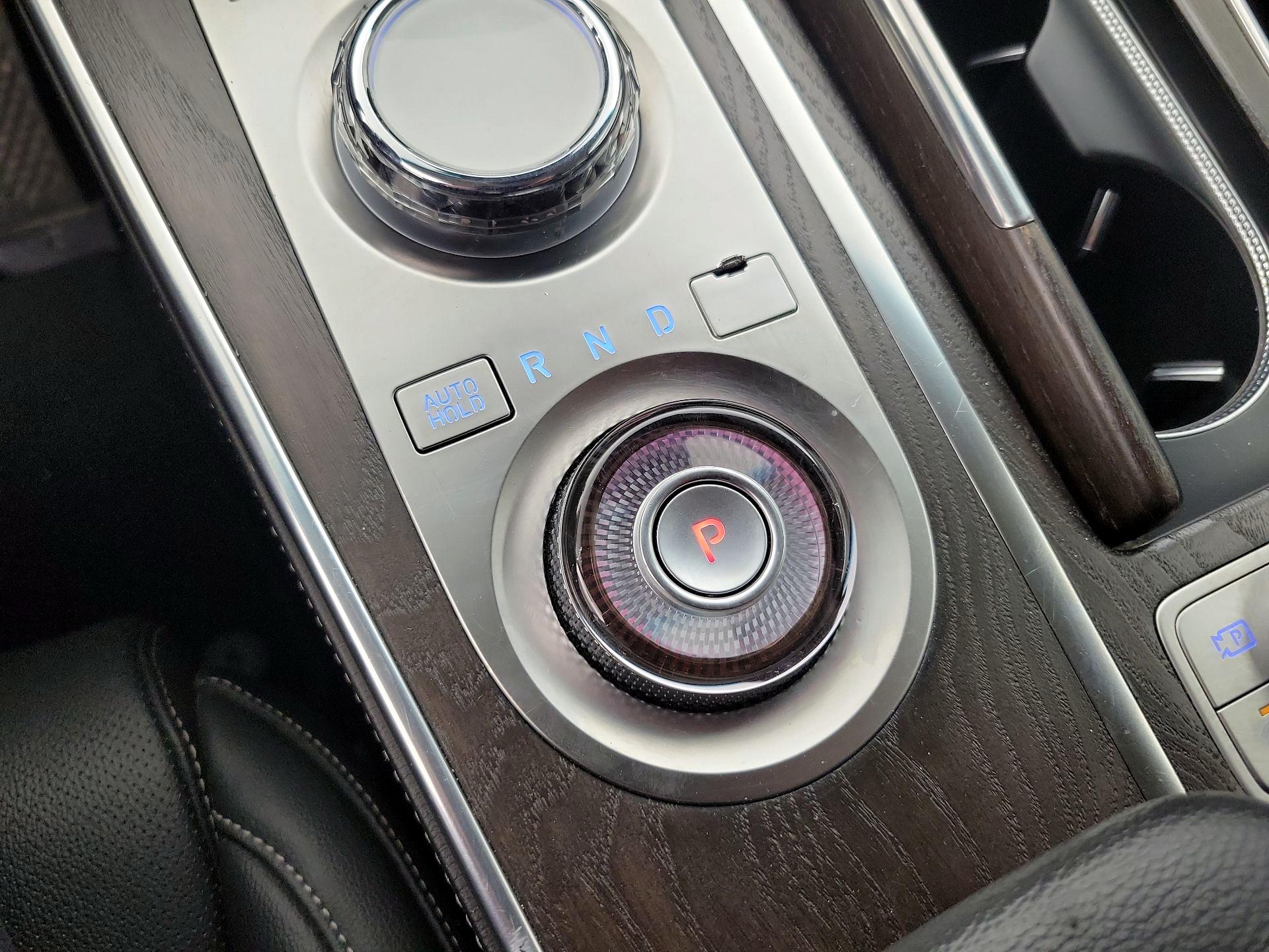 Thumbnail: 2024 Genesis GV80 - 17