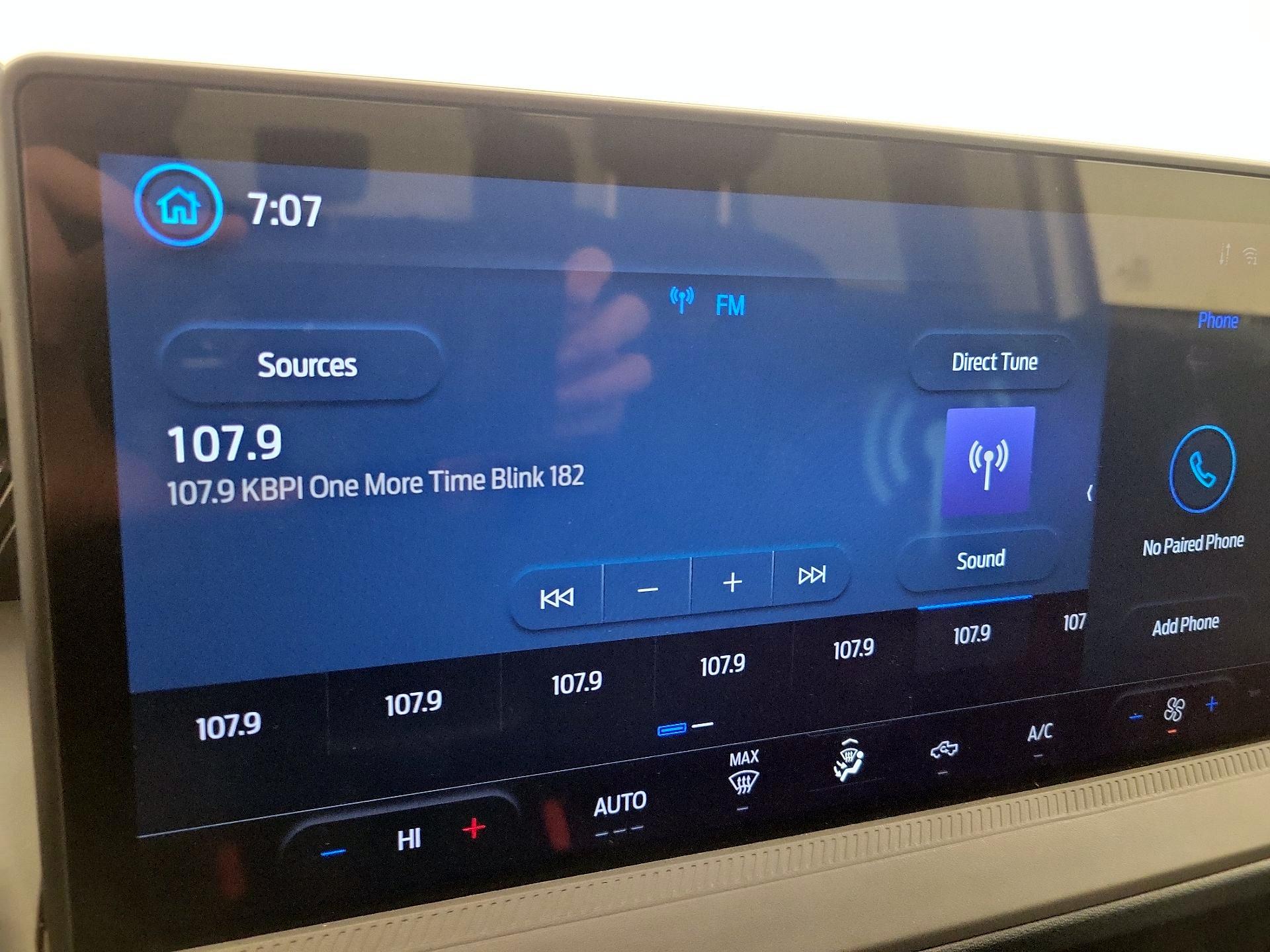 Thumbnail: 2025 Ford Maverick - 15