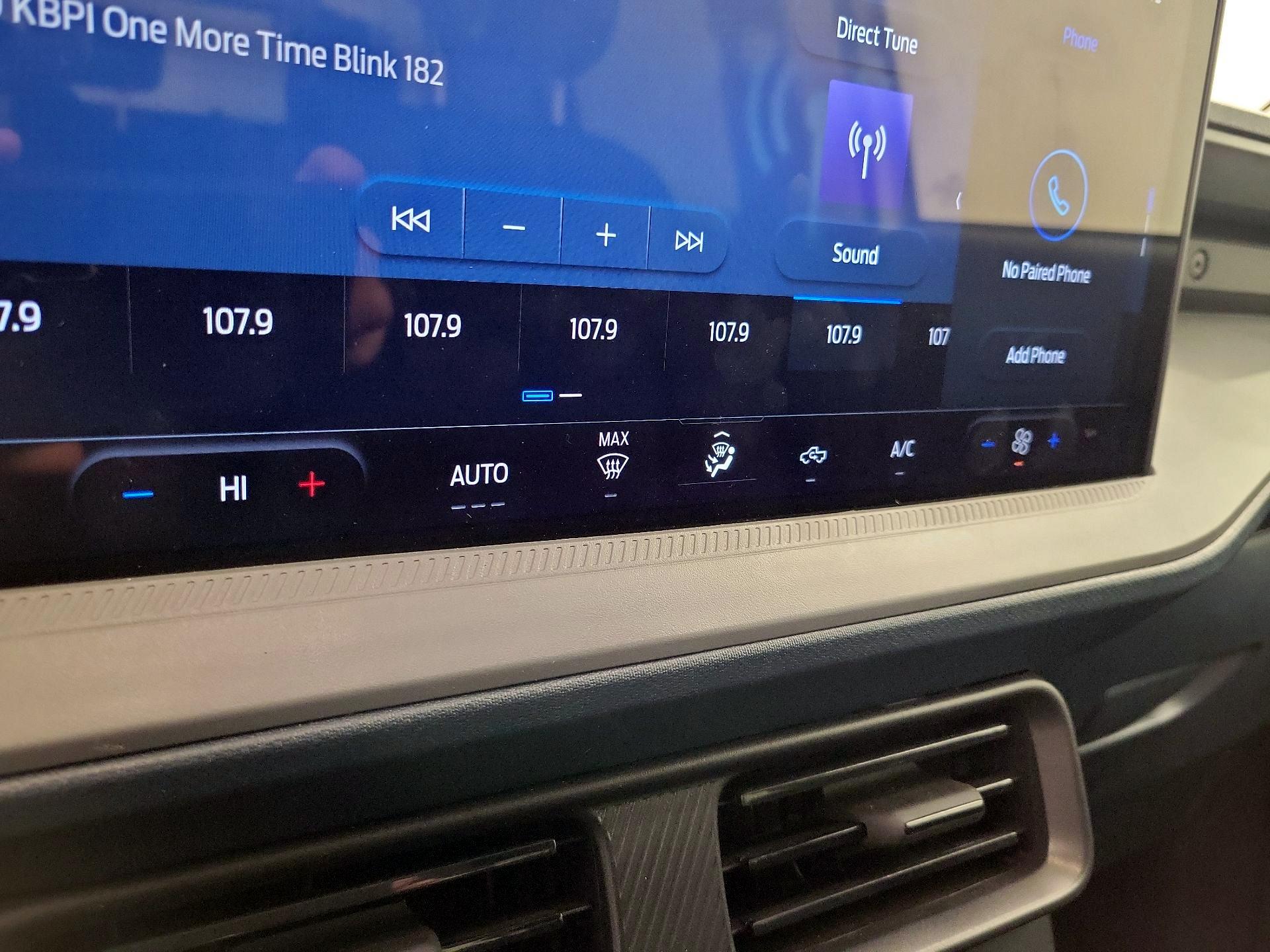 Thumbnail: 2025 Ford Maverick - 16