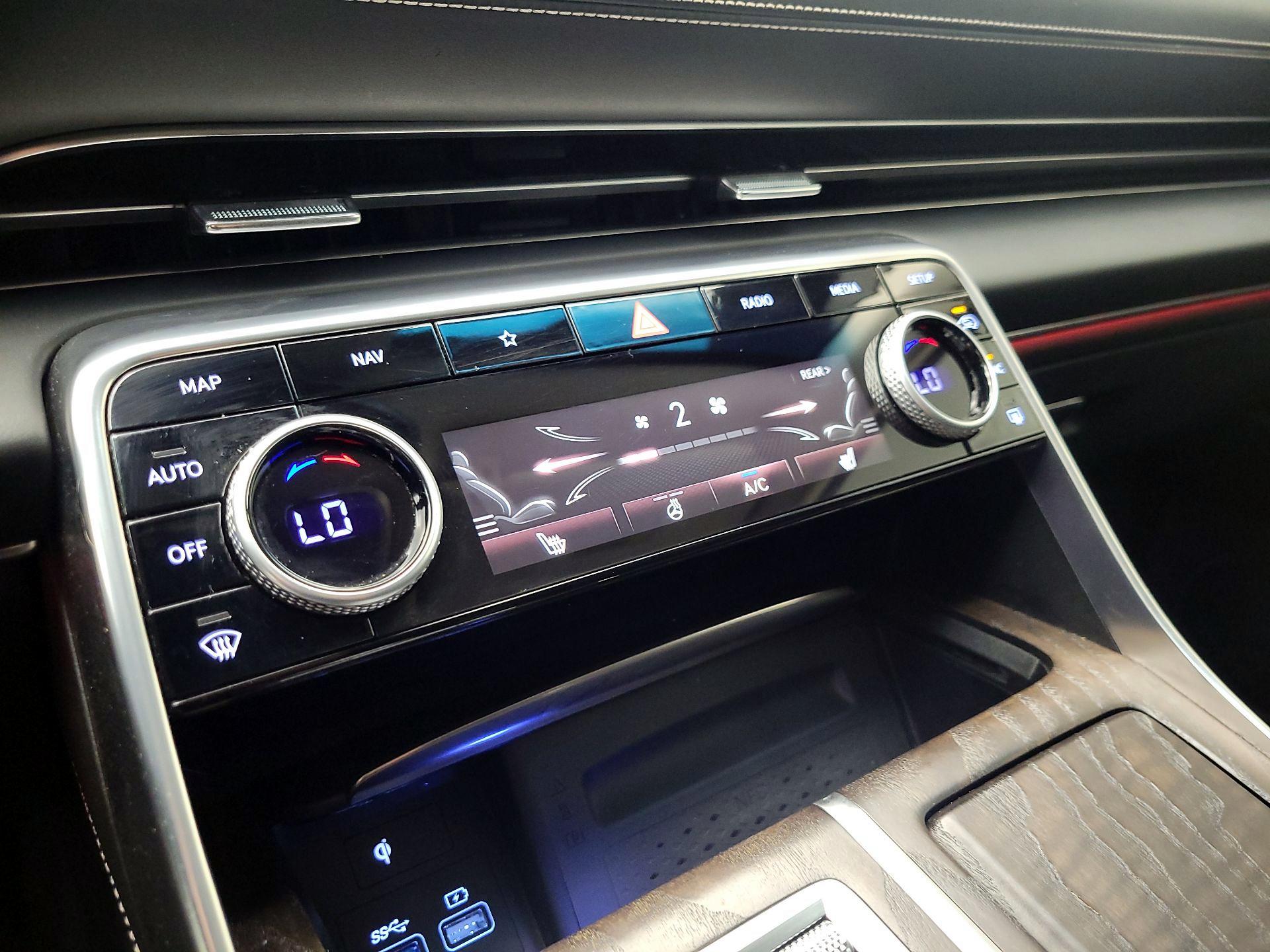 Thumbnail: 2024 Genesis GV80 - 17