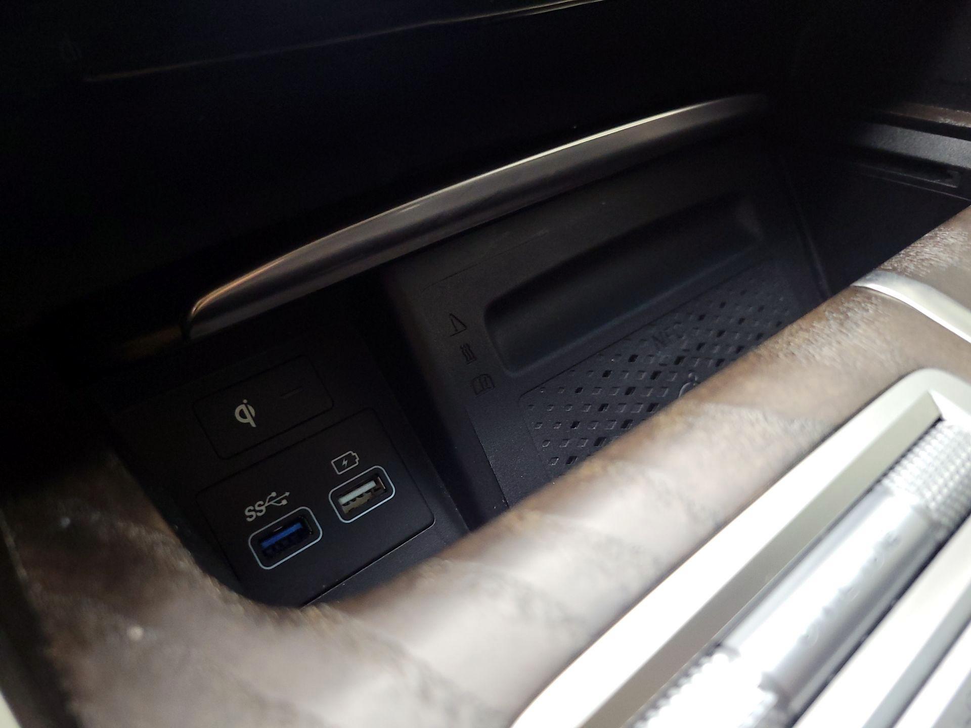 Thumbnail: 2024 Genesis GV80 - 19