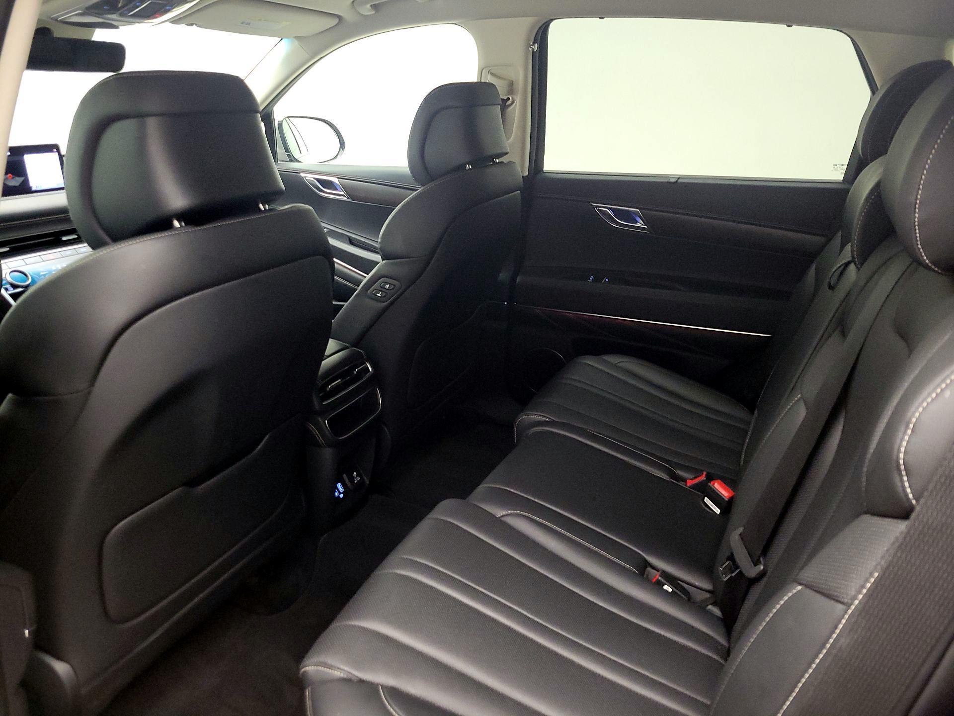 Thumbnail: 2024 Genesis GV80 - 20