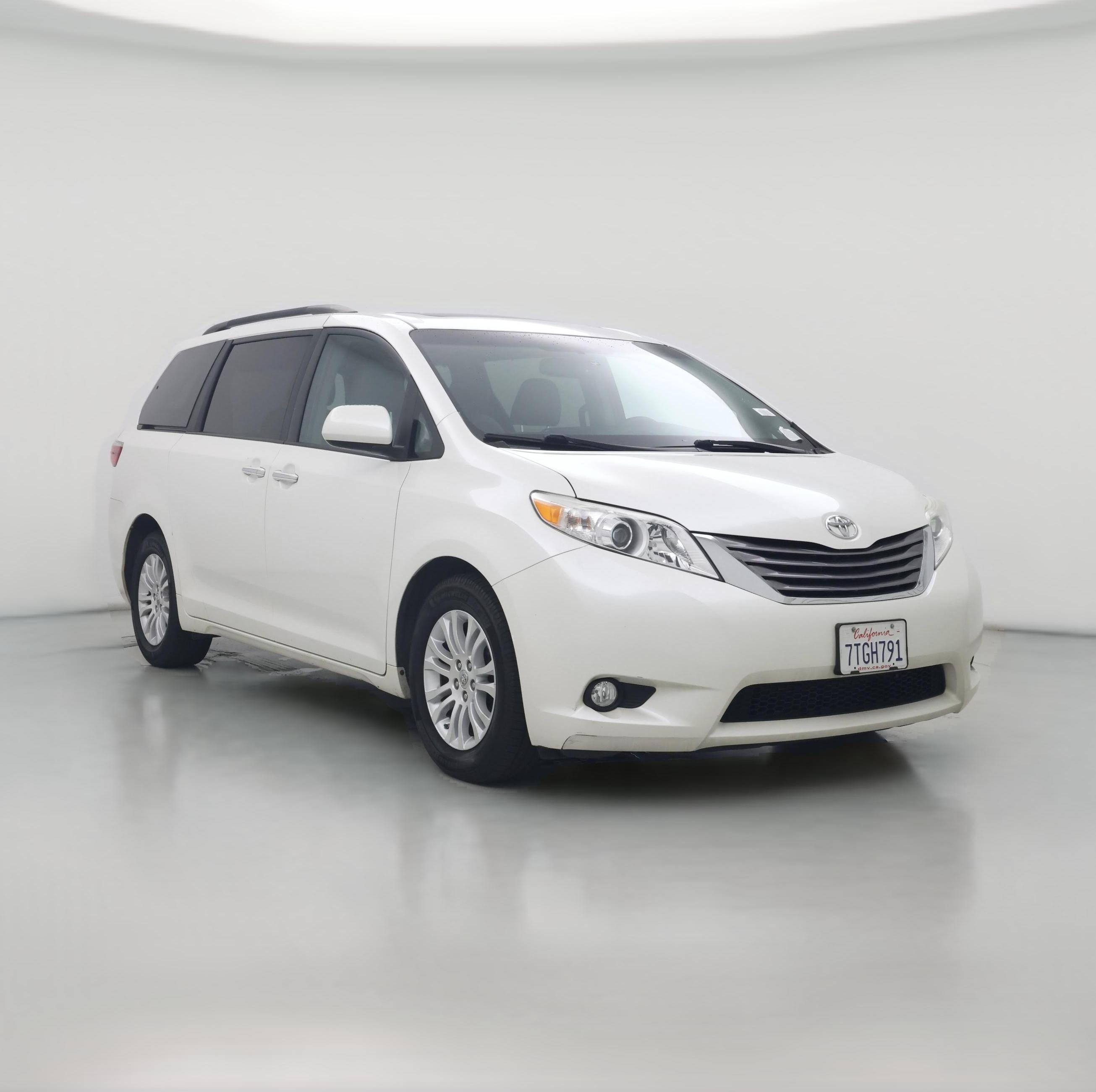 Thumbnail: 2016 Toyota Sienna - 1