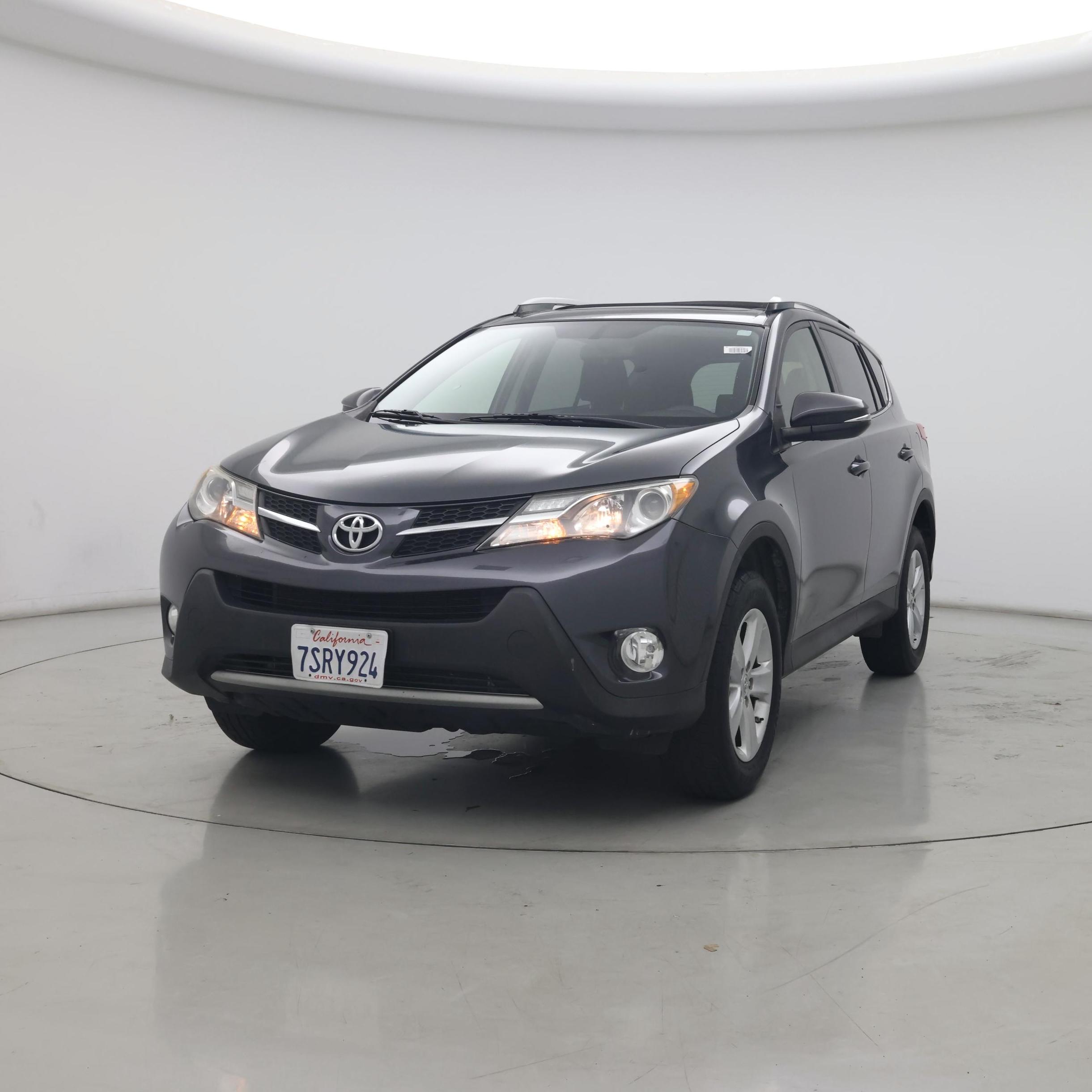 Thumbnail: 2014 Toyota RAV4 - 4