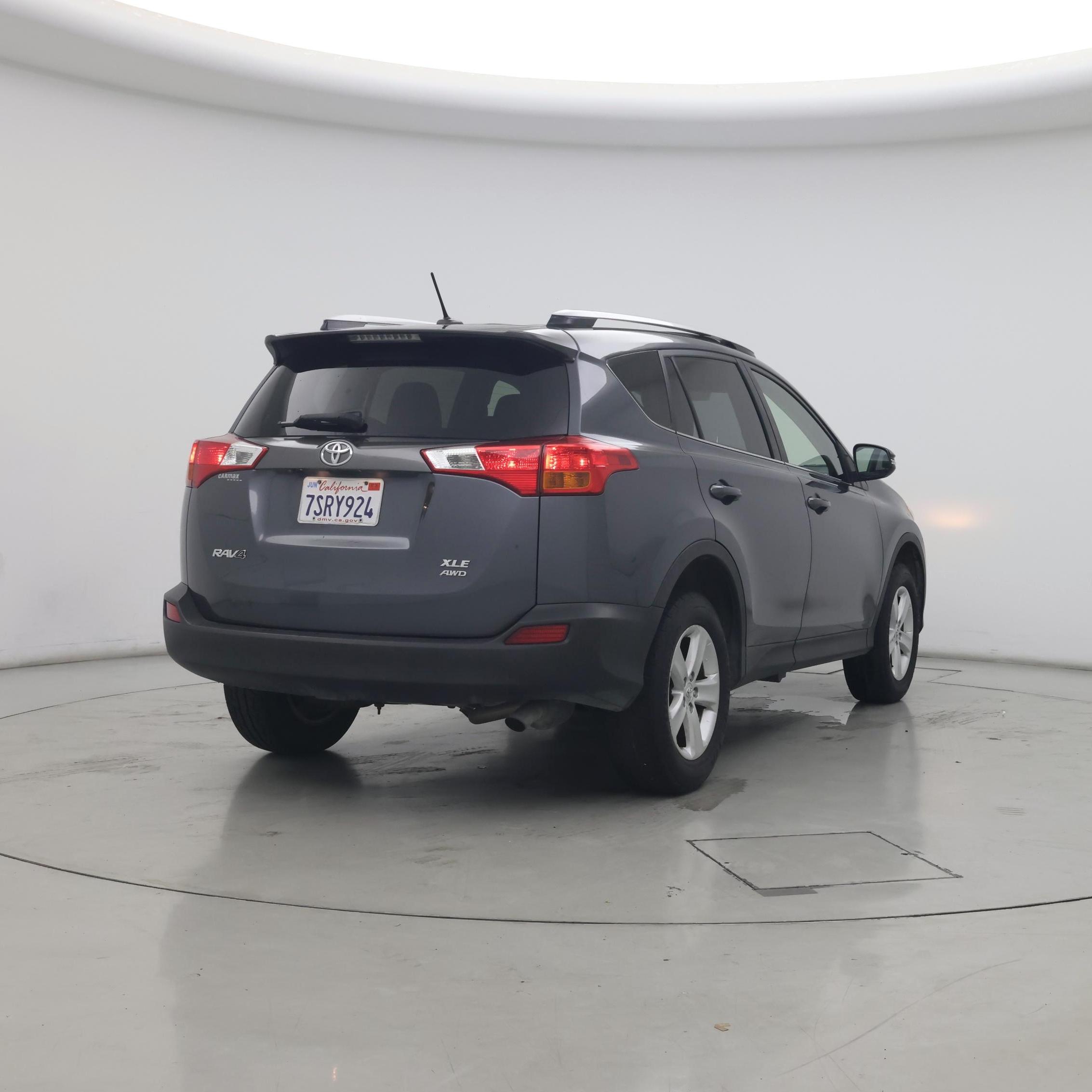 Thumbnail: 2014 Toyota RAV4 - 8