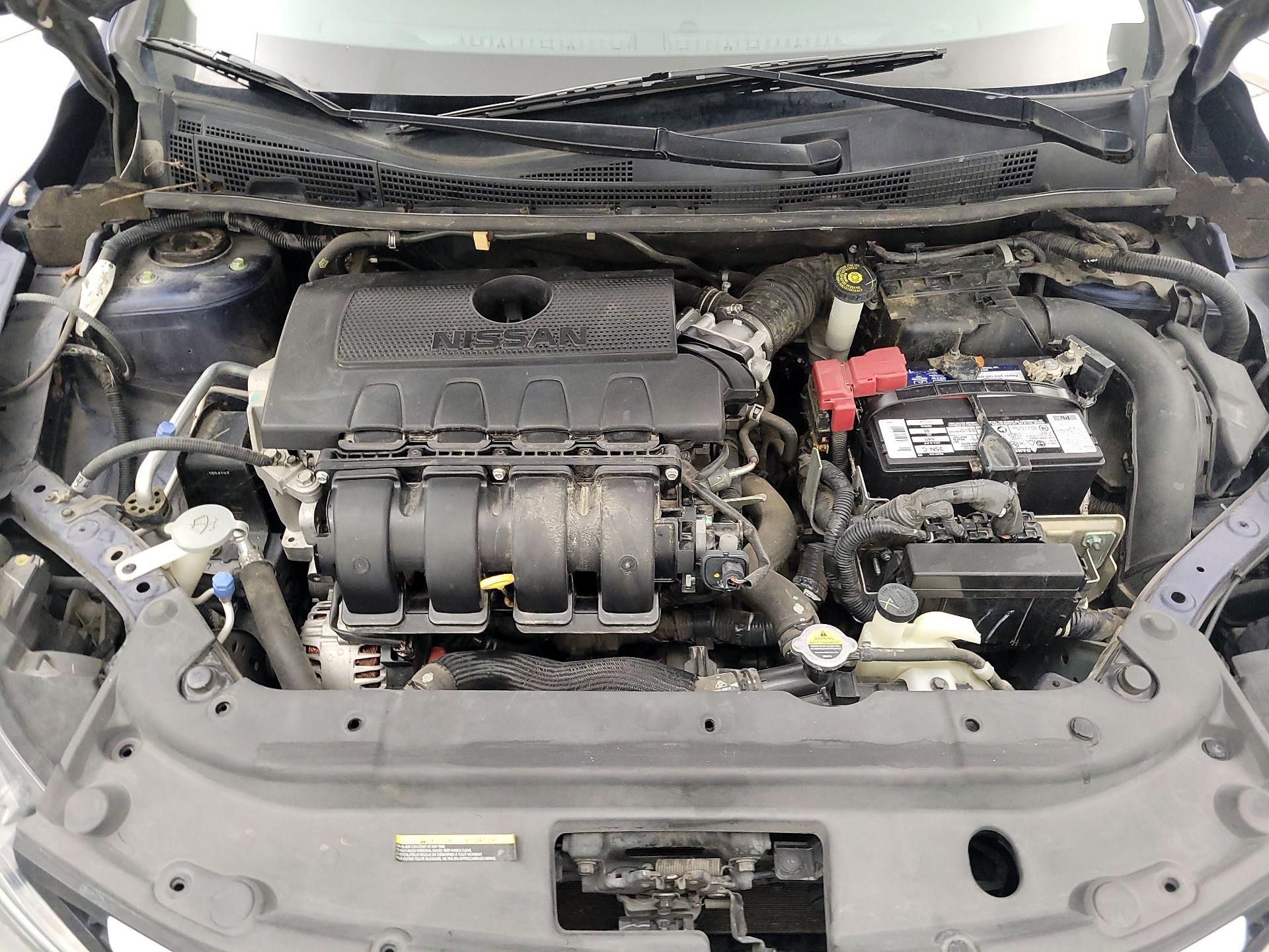 Thumbnail: 2016 Nissan Sentra - 18