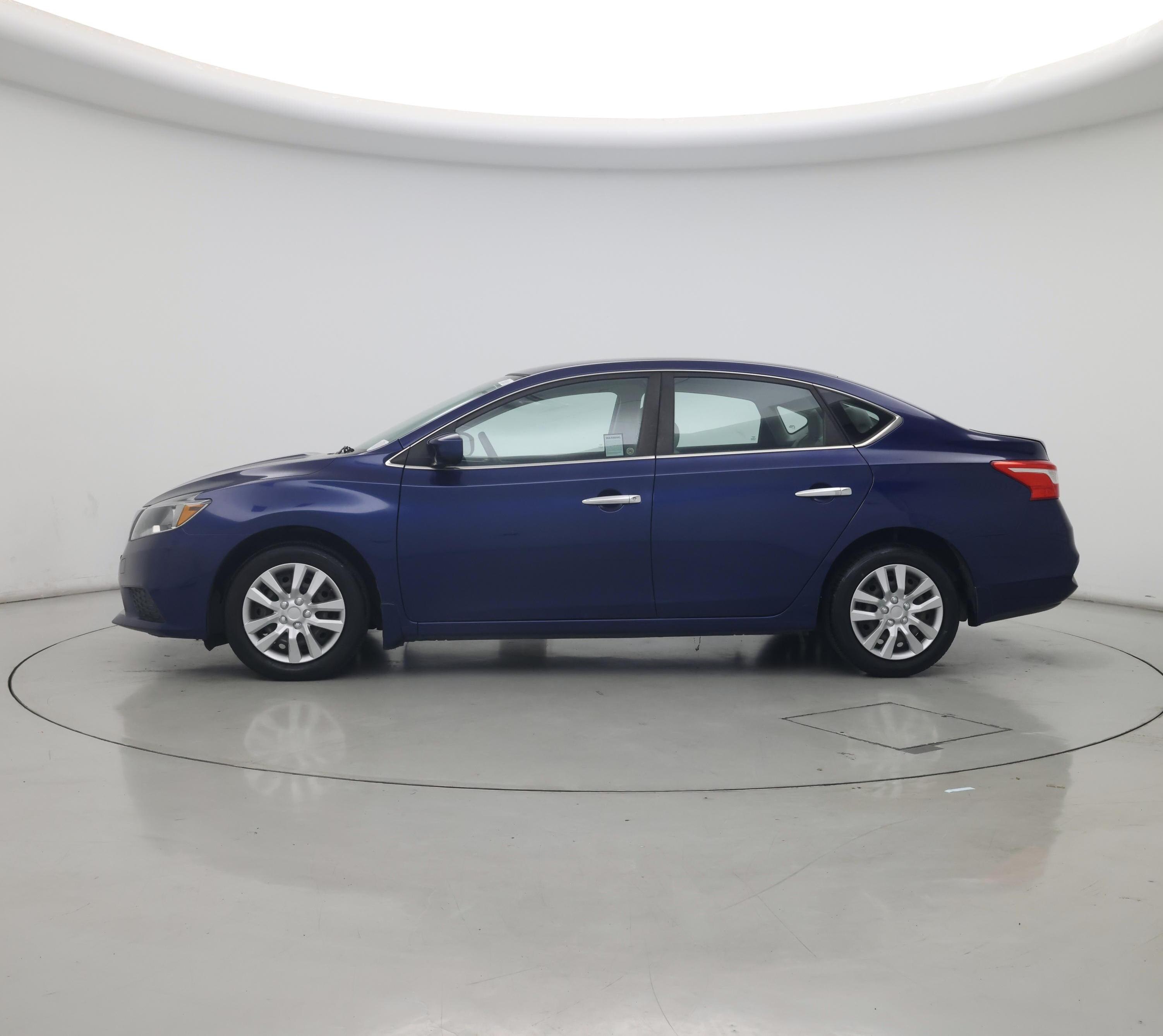 Thumbnail: 2016 Nissan Sentra - 3