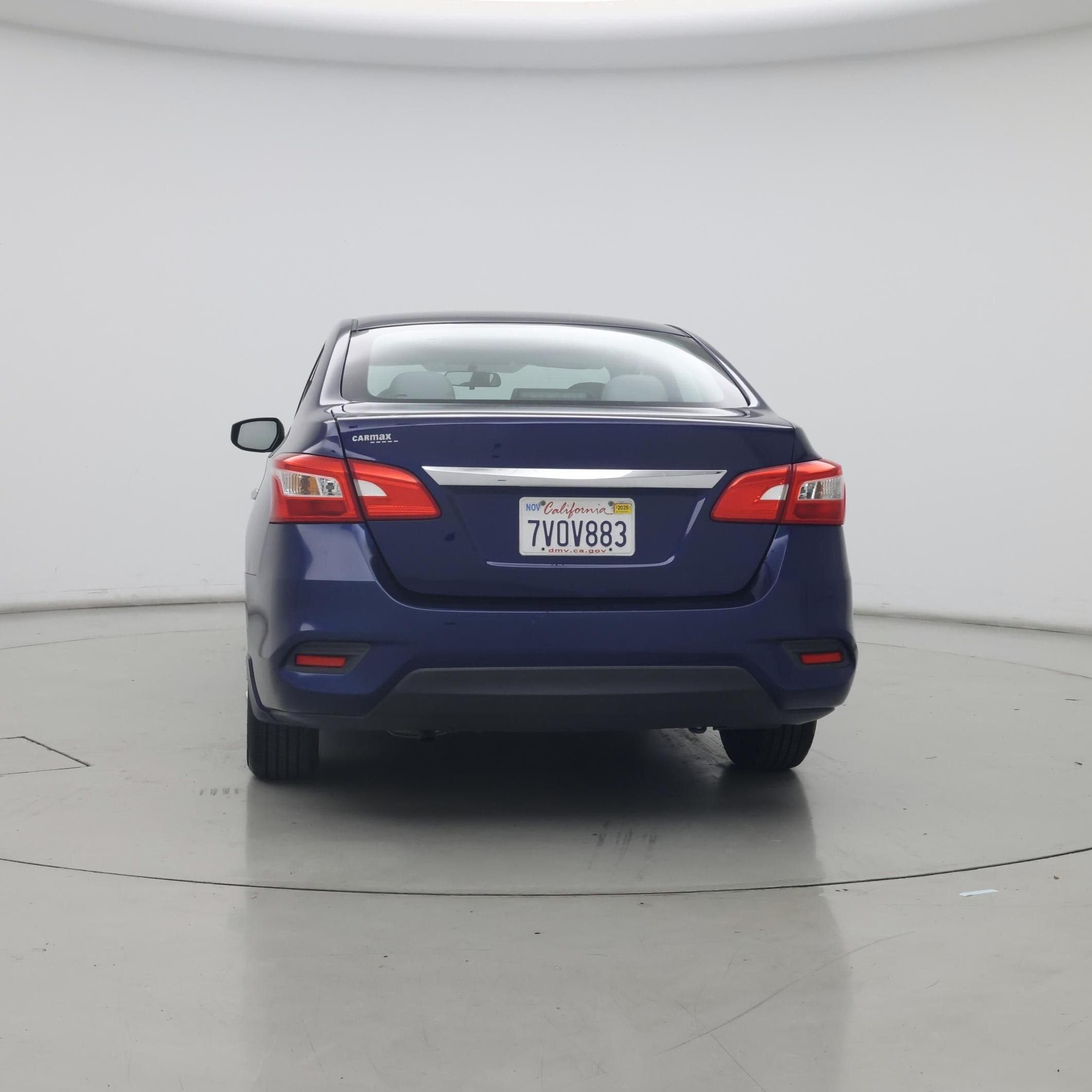 Thumbnail: 2016 Nissan Sentra - 6