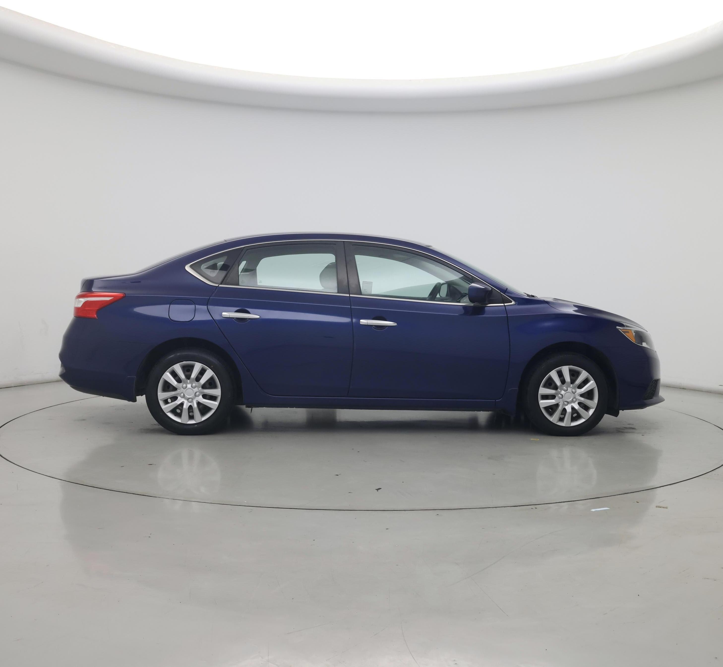 Thumbnail: 2016 Nissan Sentra - 7