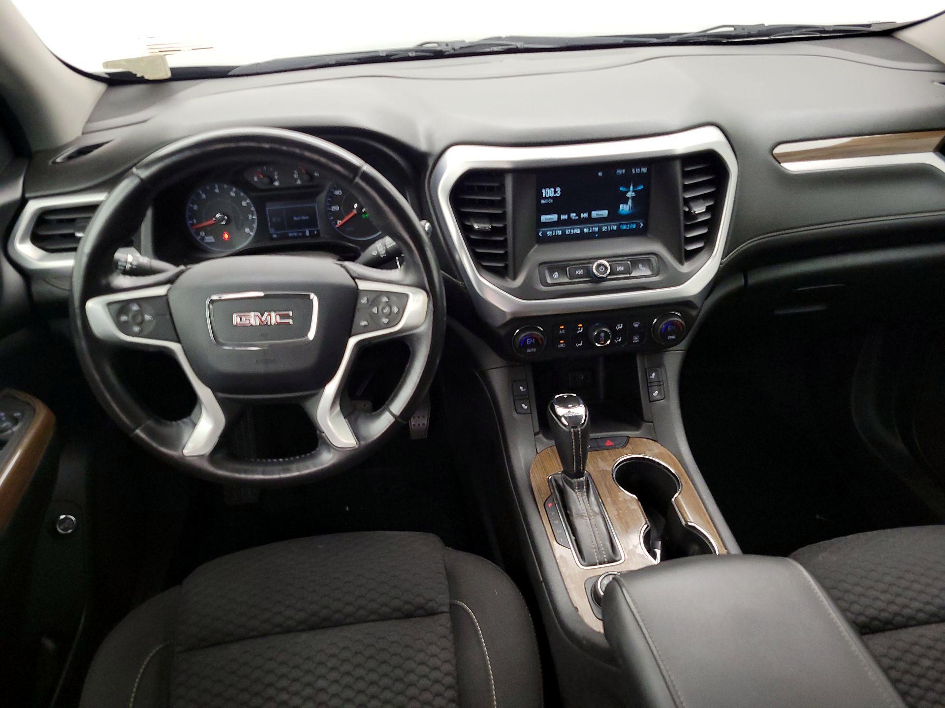 Thumbnail: 2017 GMC Acadia - 9