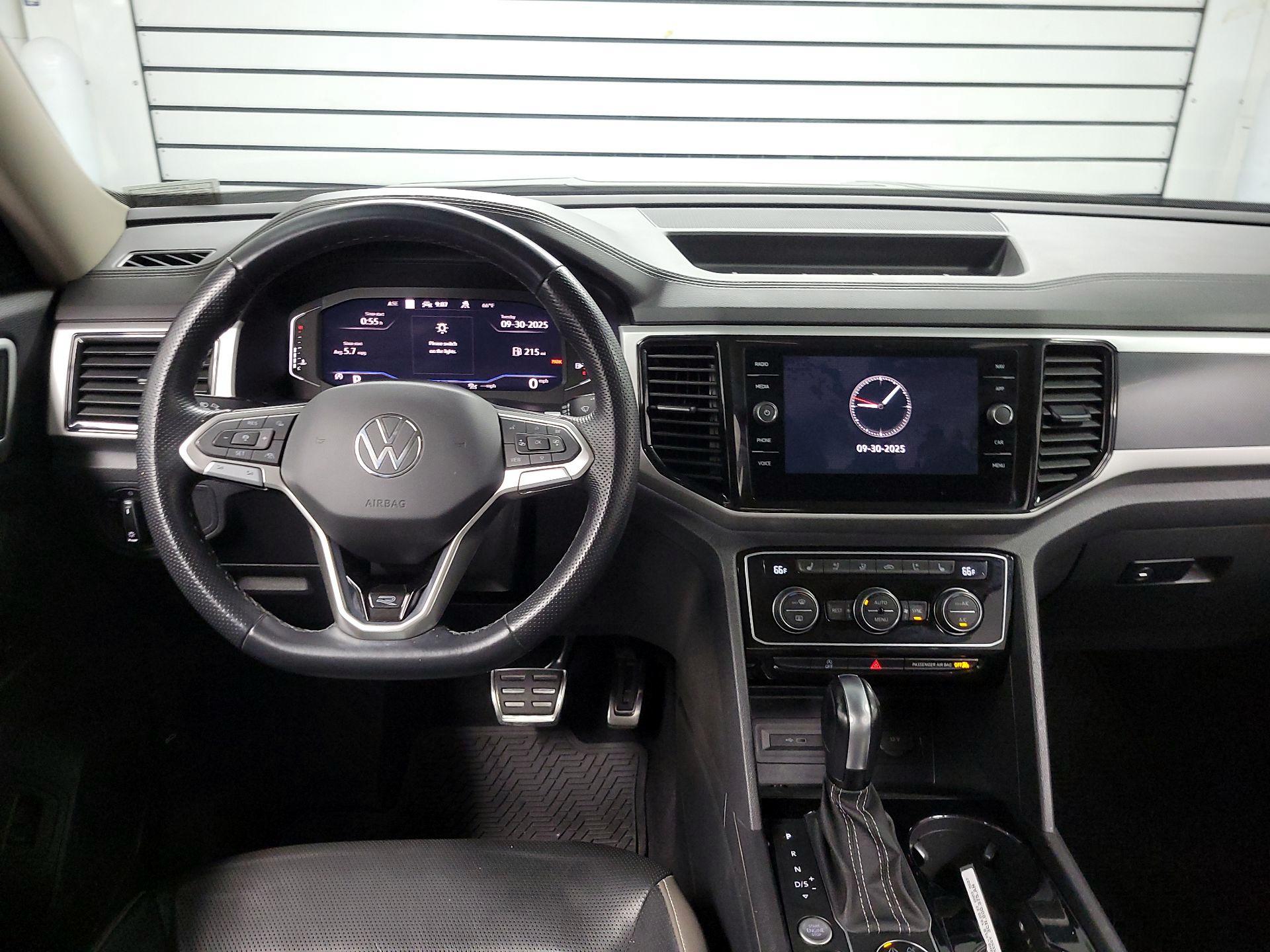 Thumbnail: 2023 Volkswagen Atlas - 9