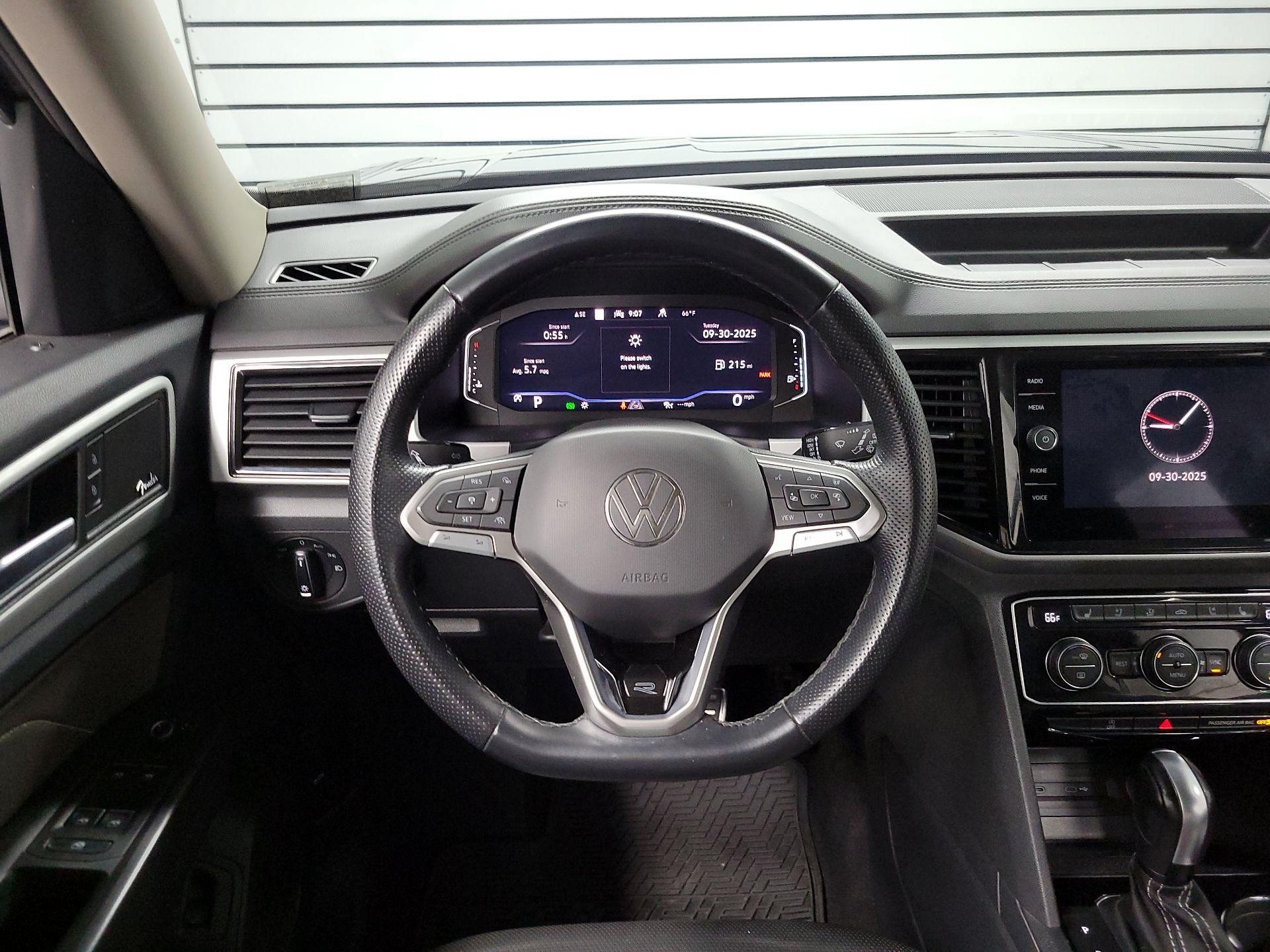 Thumbnail: 2023 Volkswagen Atlas - 10