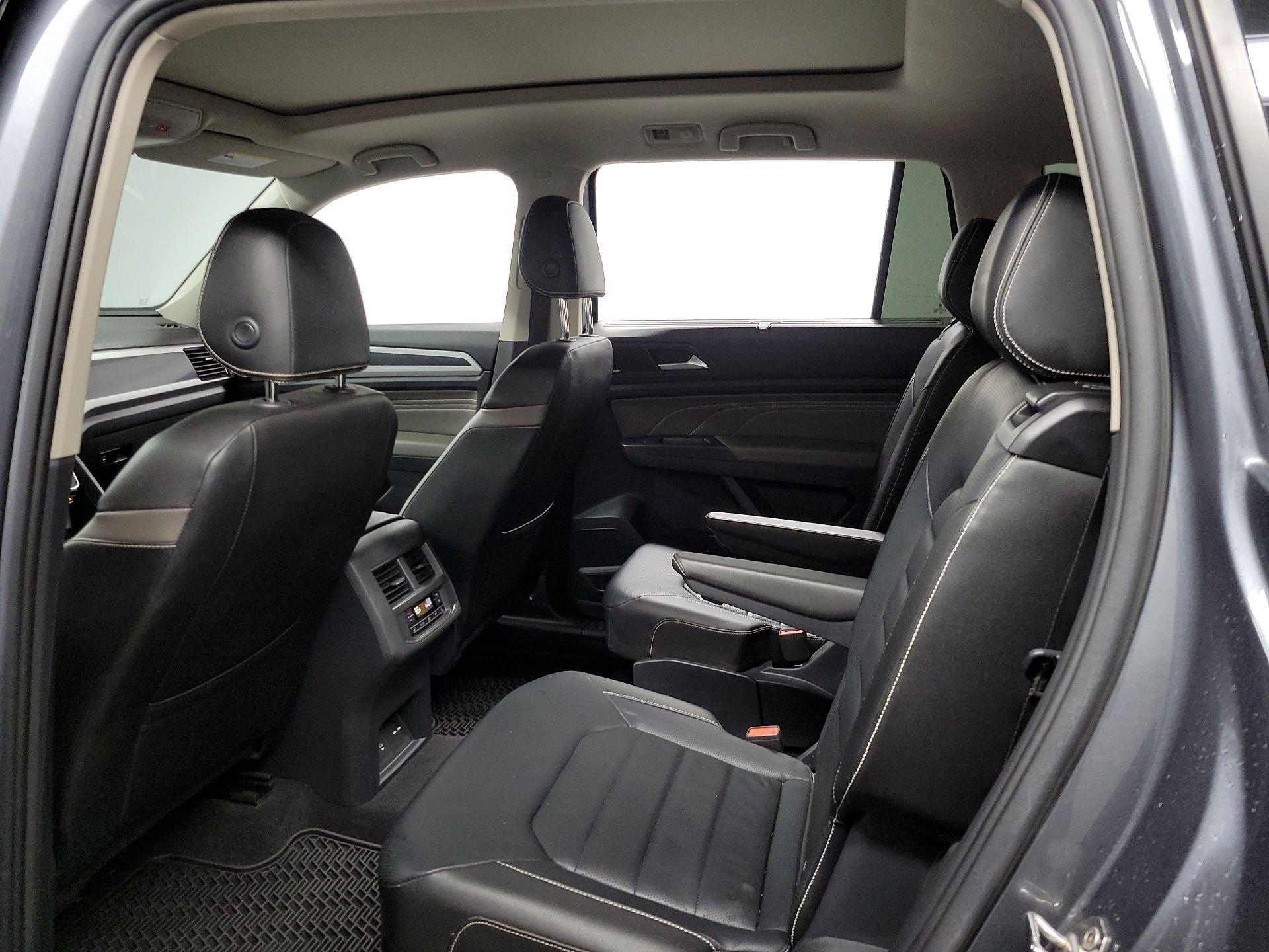 Thumbnail: 2023 Volkswagen Atlas - 17