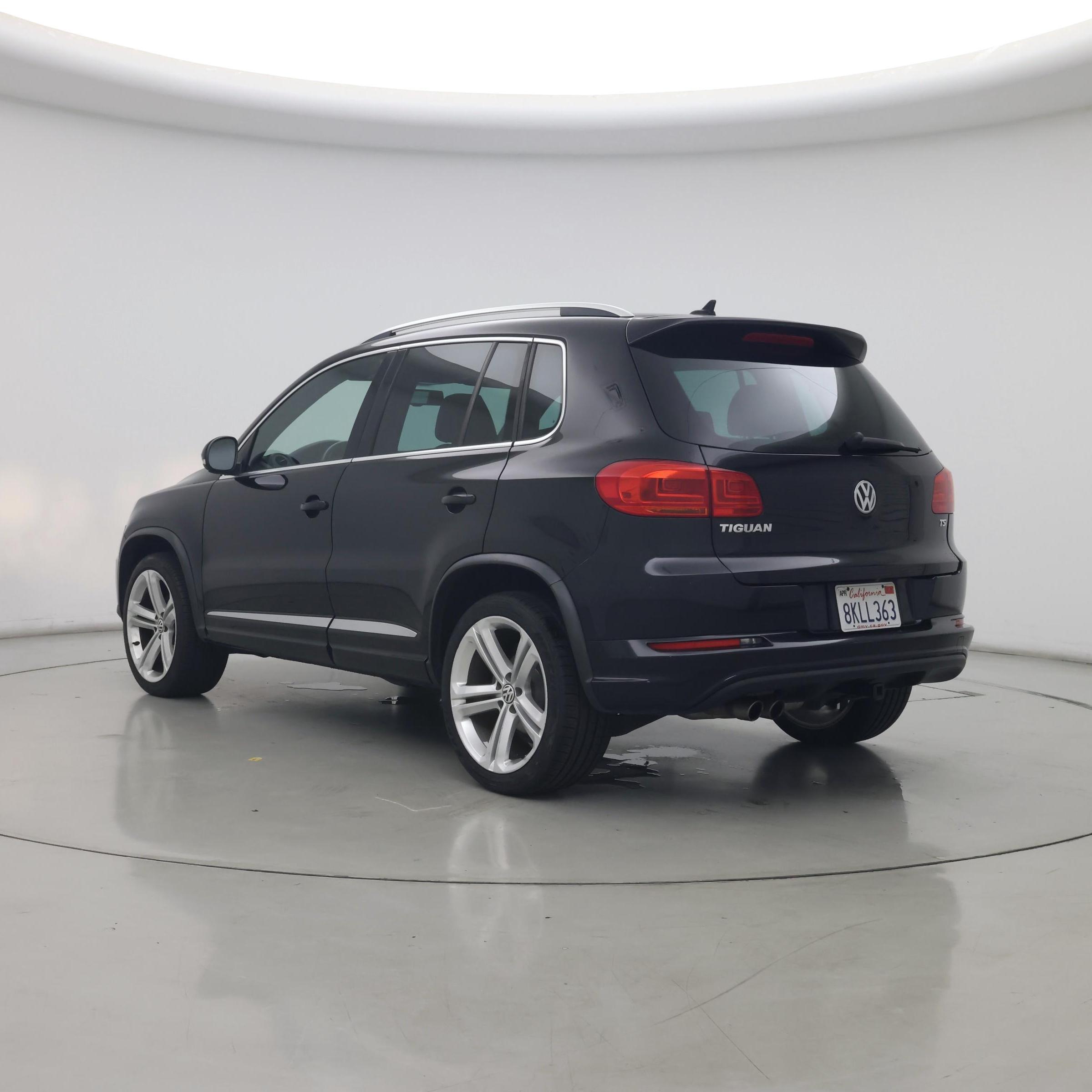 Thumbnail: 2016 Volkswagen Tiguan - 2