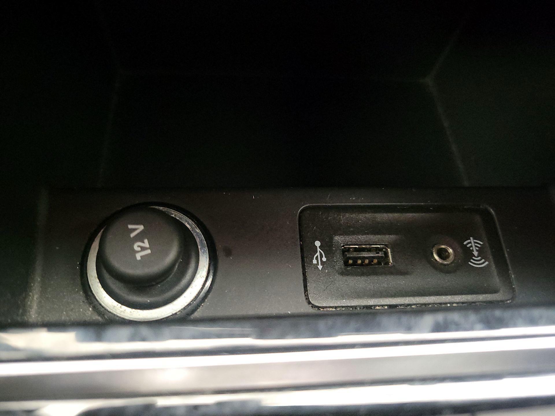 Thumbnail: 2016 Volkswagen Jetta - 19
