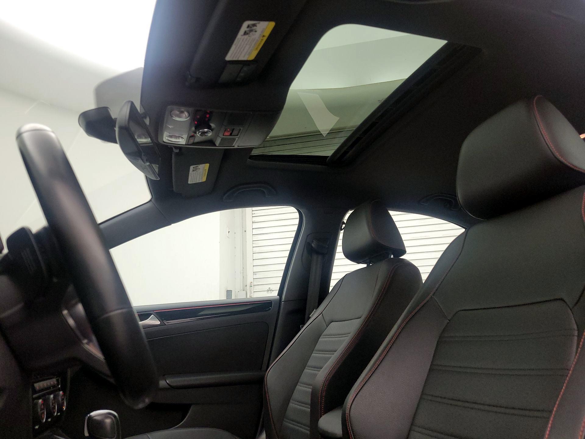 Thumbnail: 2016 Volkswagen Jetta - 20