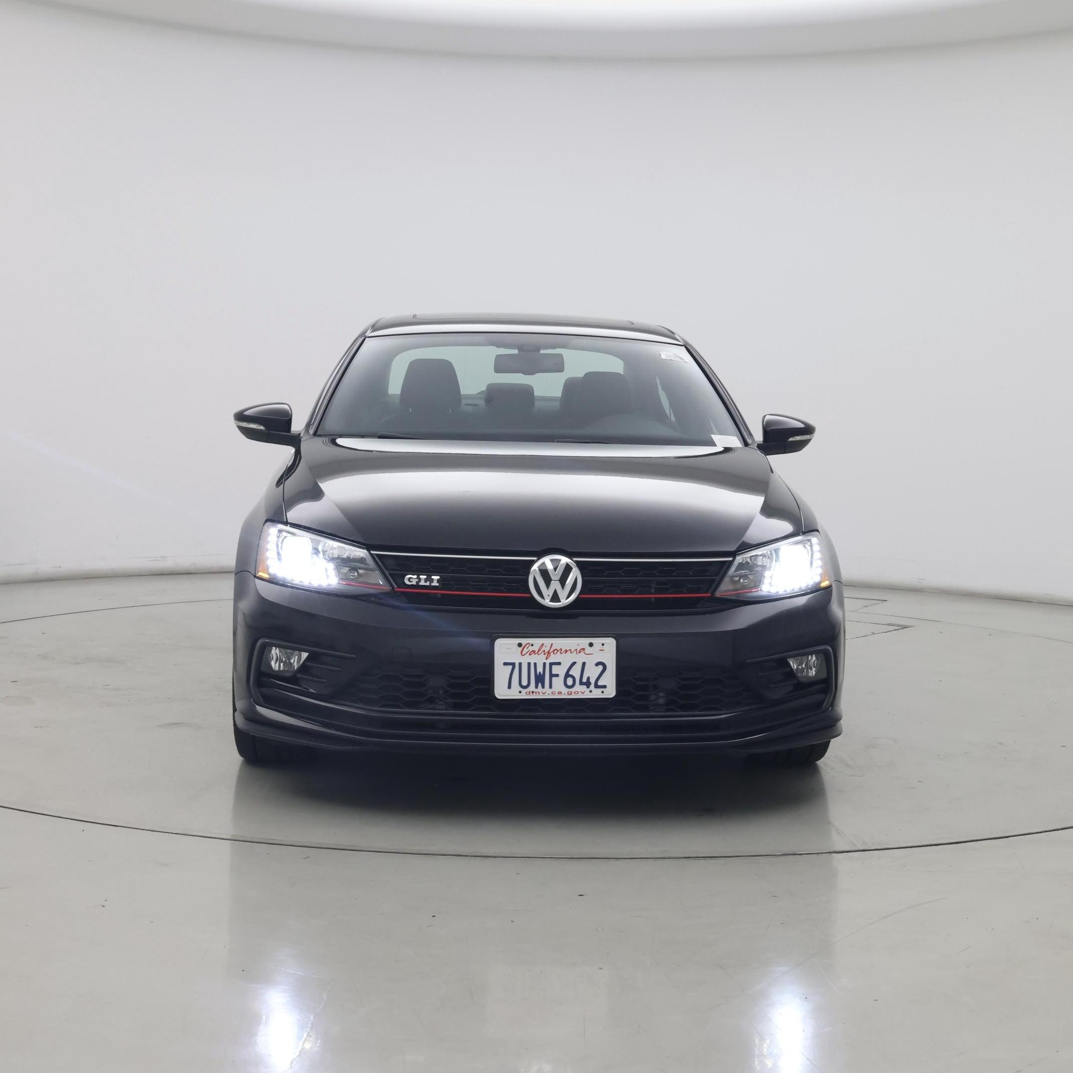 Thumbnail: 2016 Volkswagen Jetta - 5