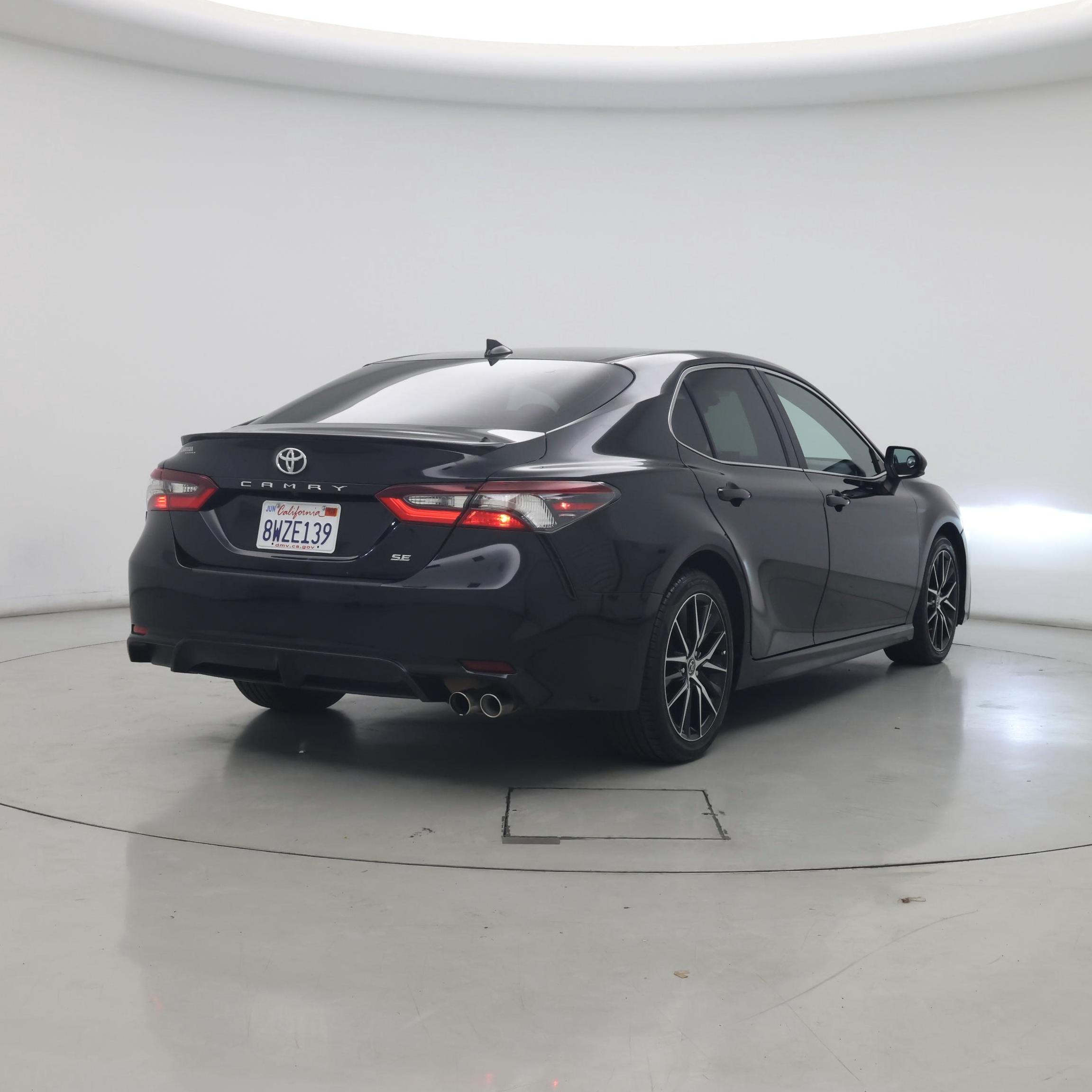 Thumbnail: 2021 Toyota Camry - 8