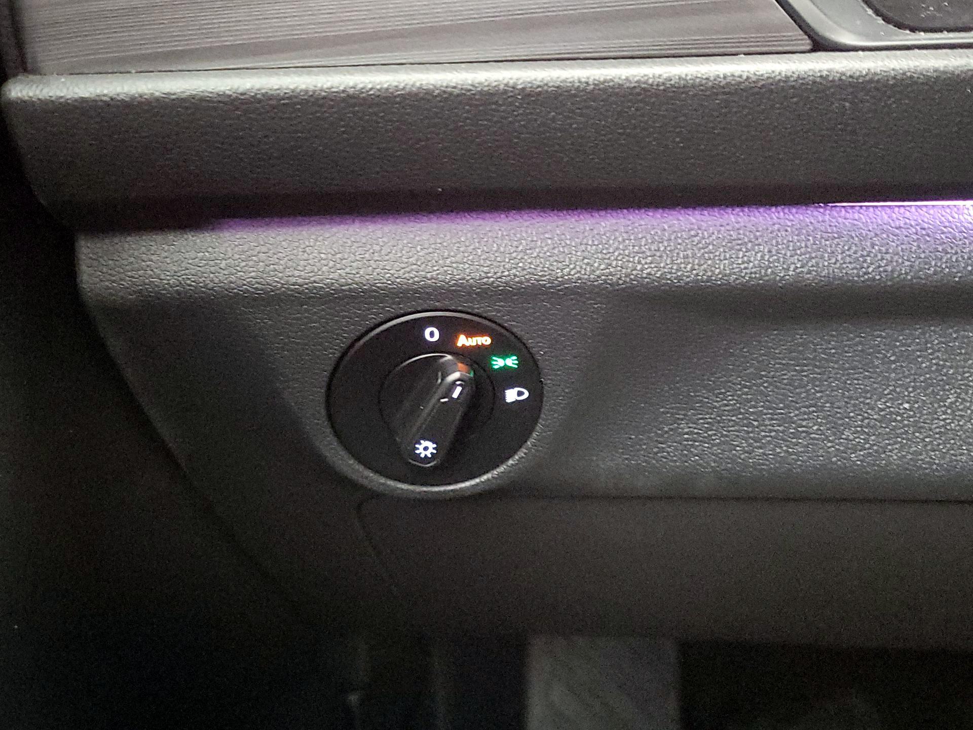 Thumbnail: 2019 Volkswagen Jetta - 13