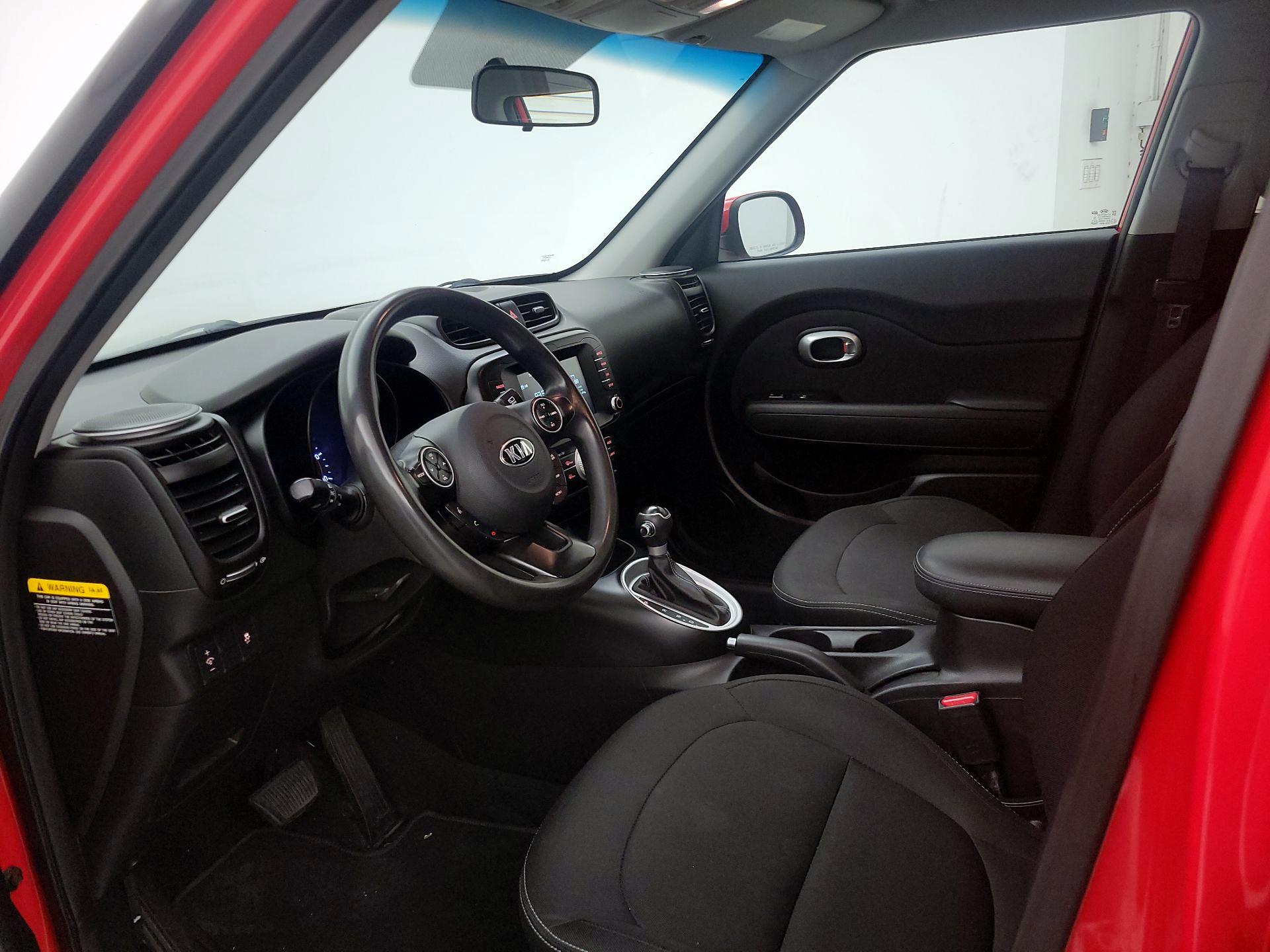 Thumbnail: 2019 Kia Soul - 11