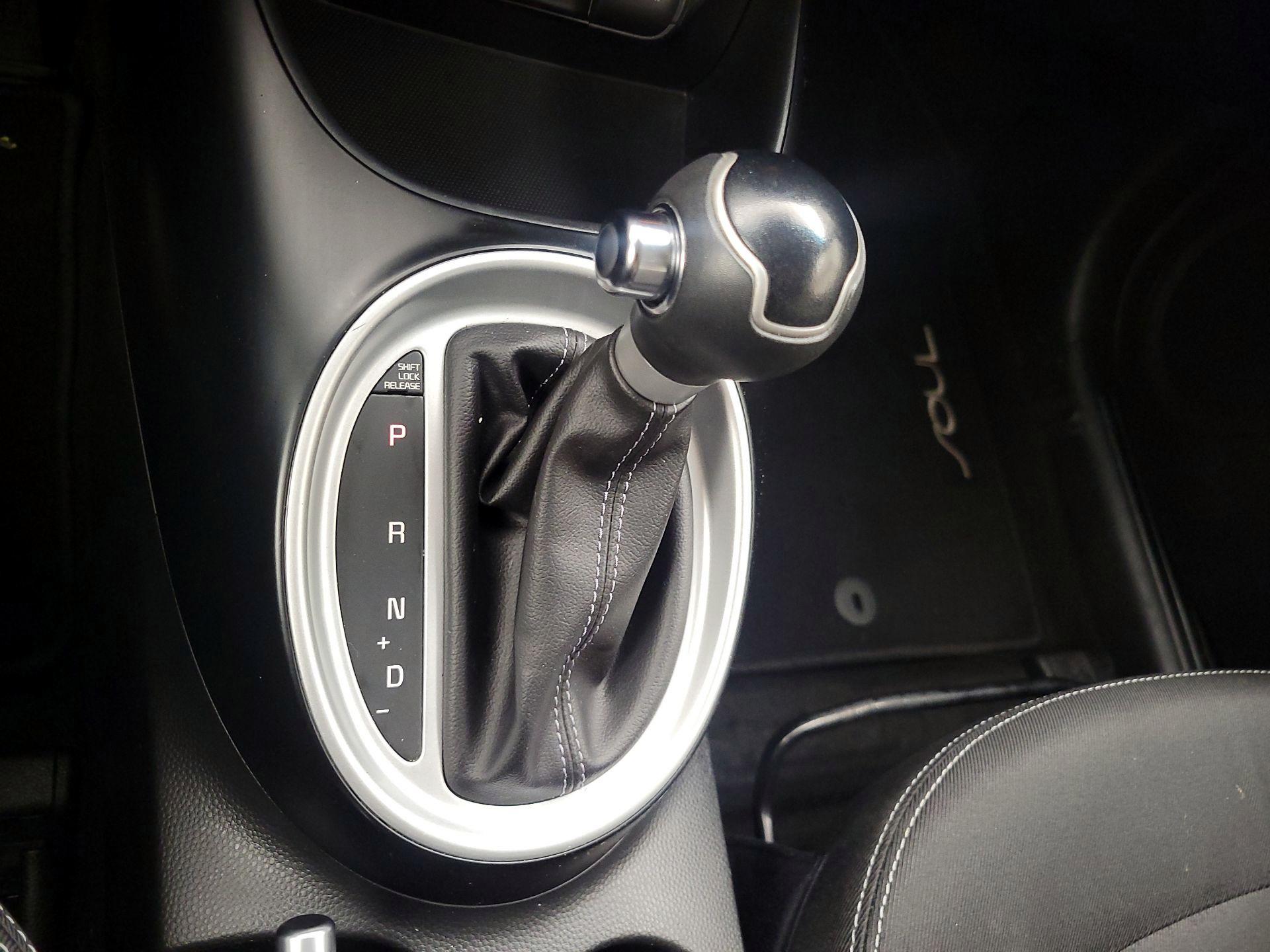 Thumbnail: 2019 Kia Soul - 17
