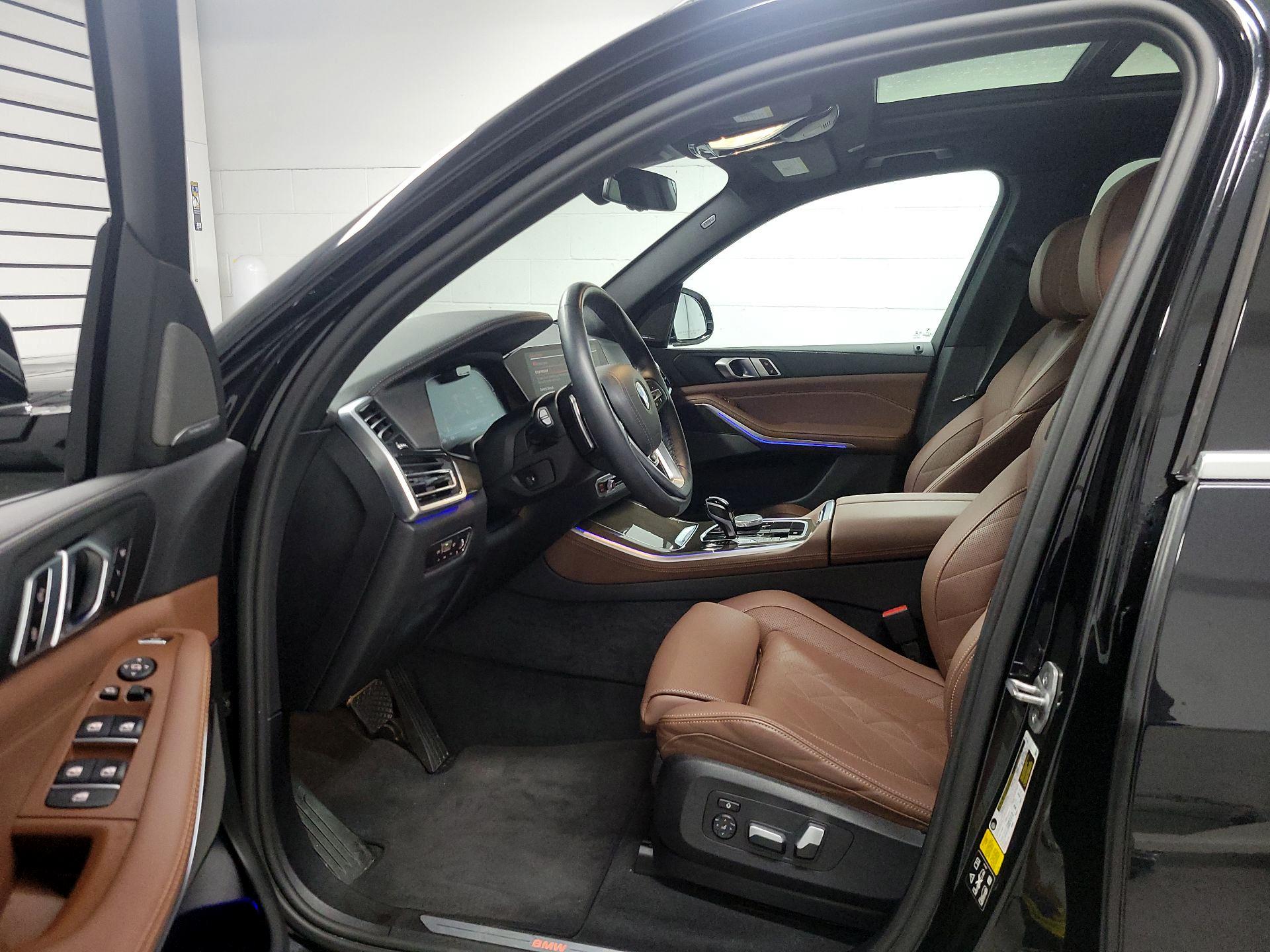 Thumbnail: 2023 BMW X5 - 11