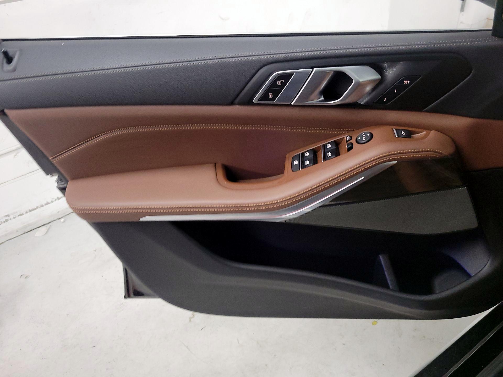 Thumbnail: 2023 BMW X5 - 12