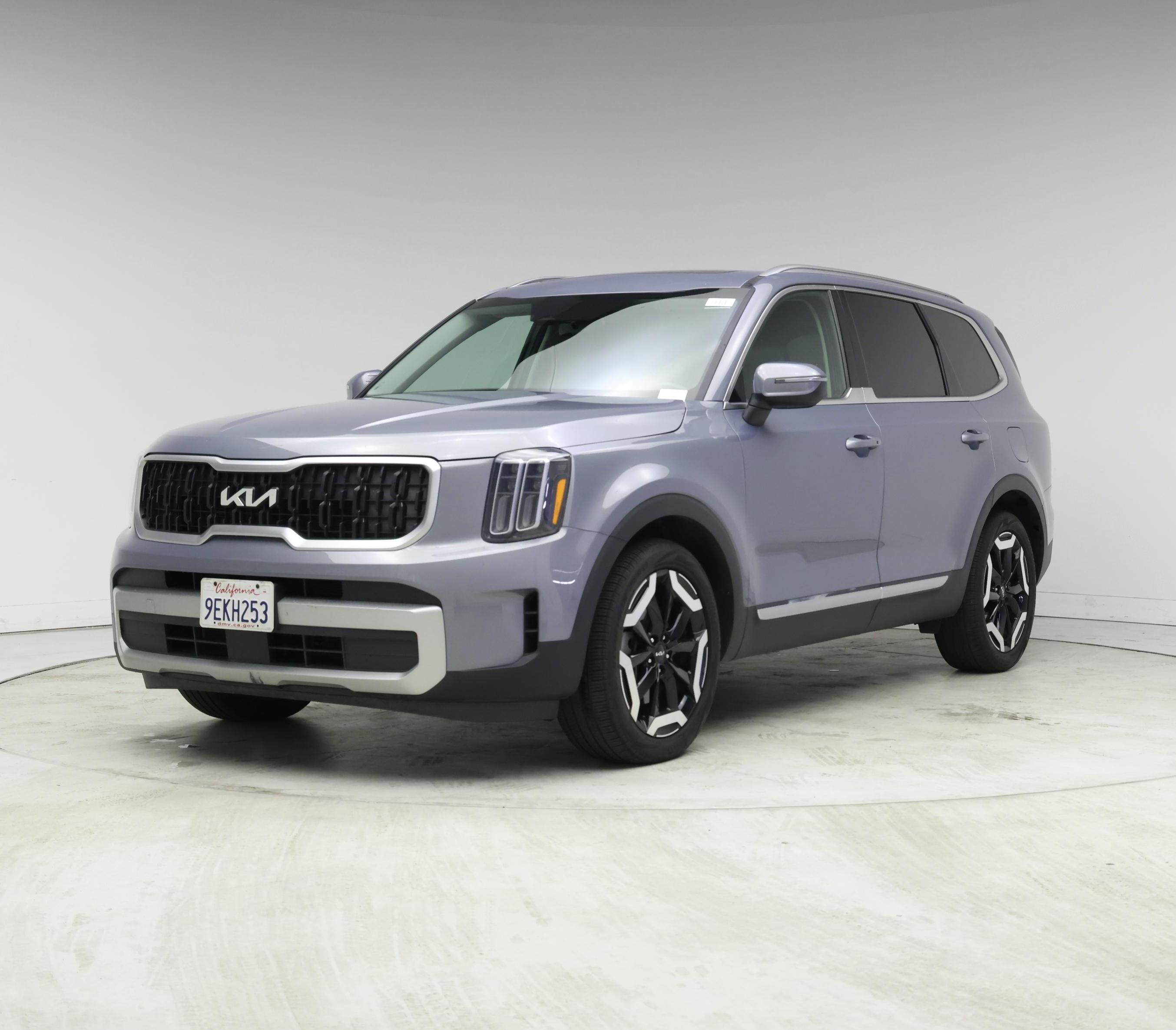 Thumbnail: 2023 Kia Telluride - 4