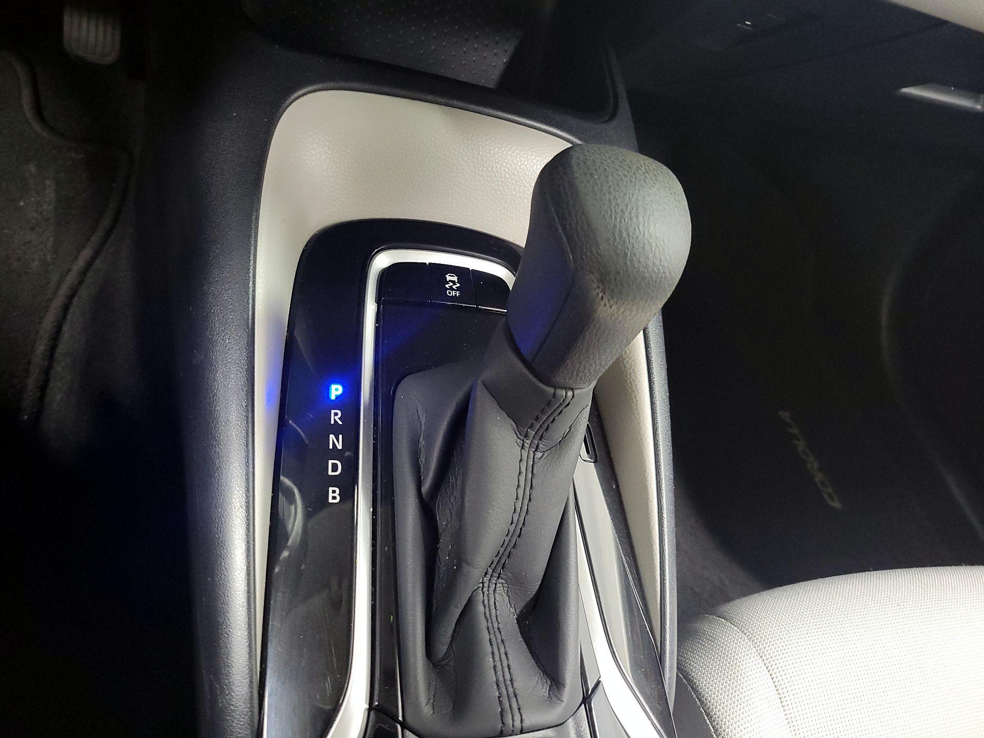 Thumbnail: 2021 Toyota Corolla - 16