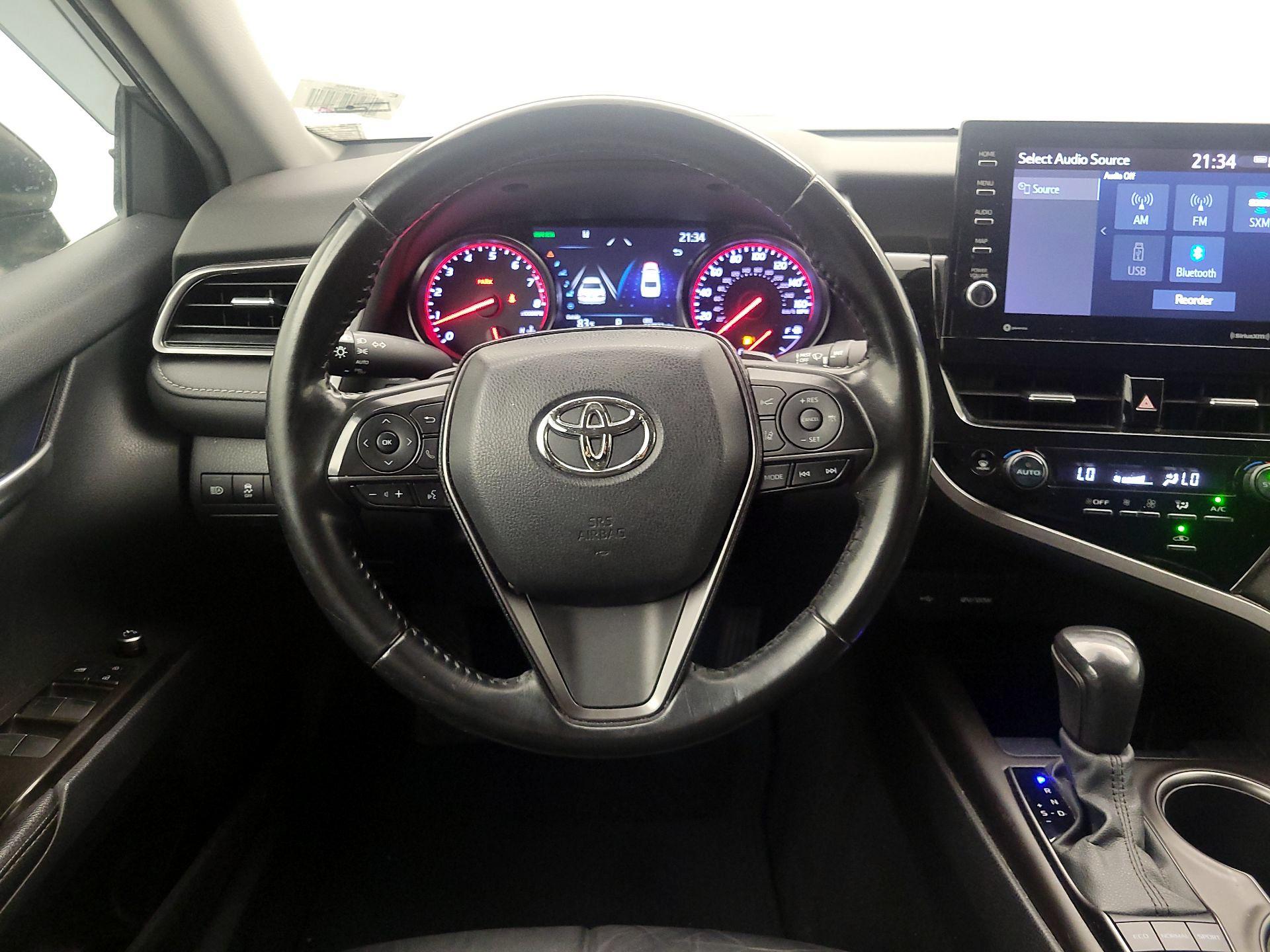 Thumbnail: 2021 Toyota Camry - 10