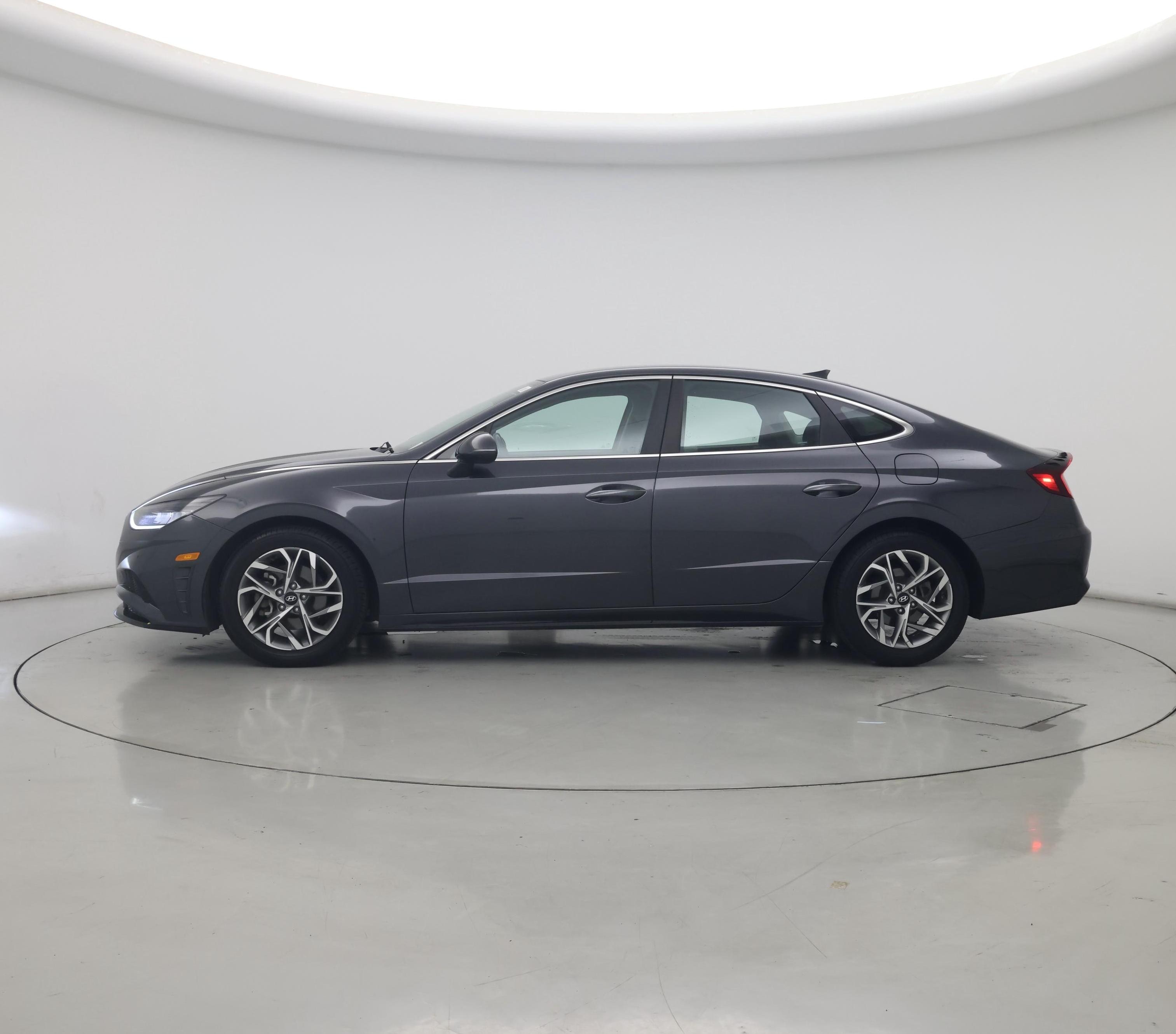 Thumbnail: 2020 Hyundai Sonata - 3