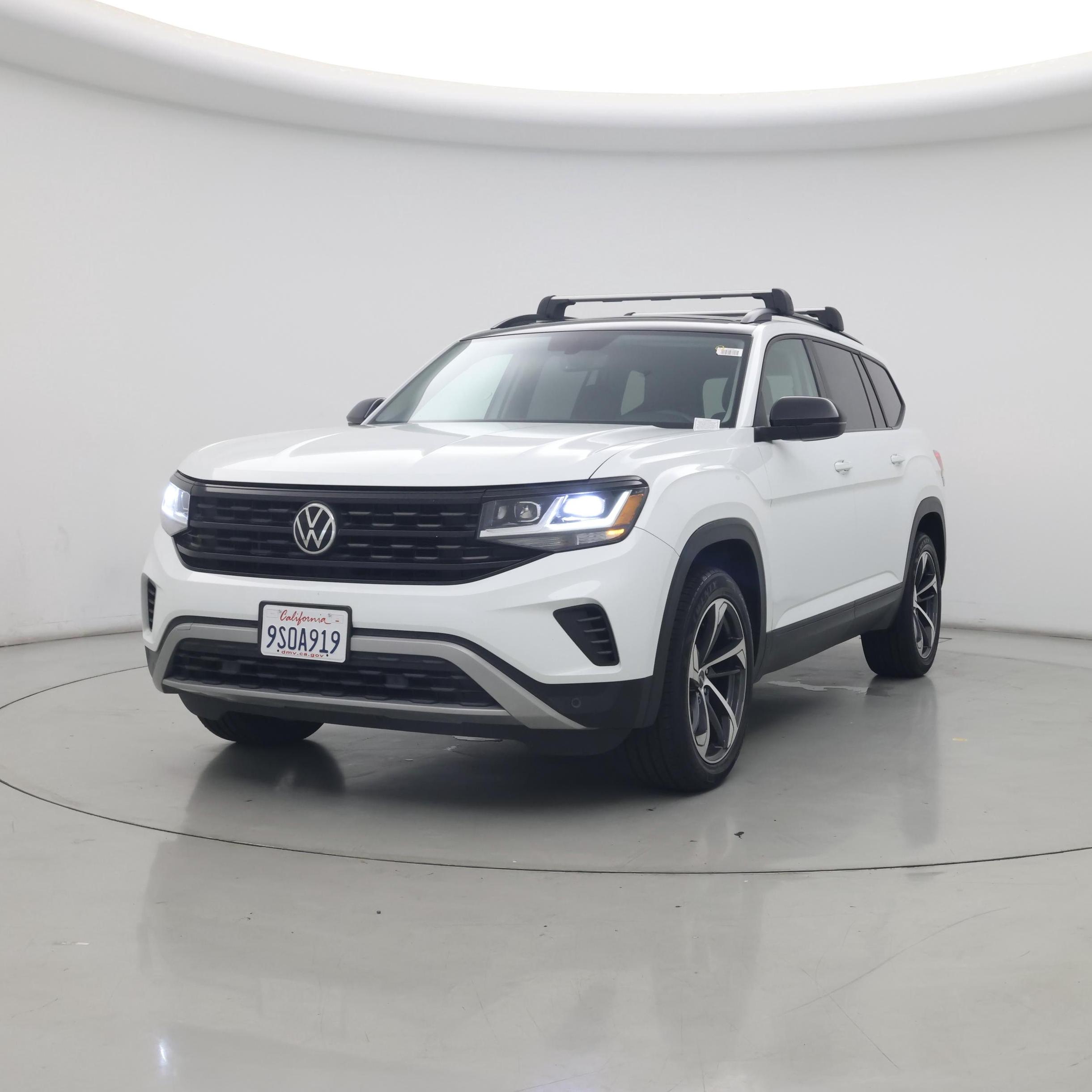 Thumbnail: 2022 Volkswagen Atlas - 4