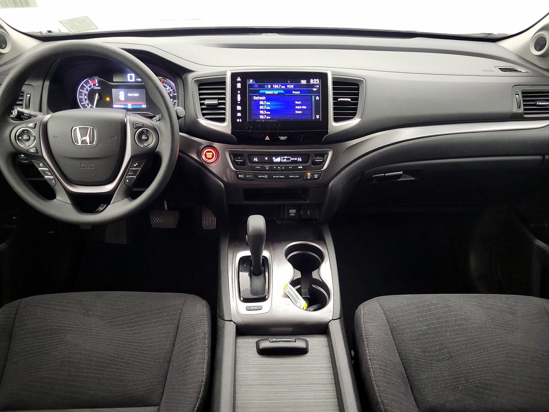 Thumbnail: 2018 Honda Pilot - 9