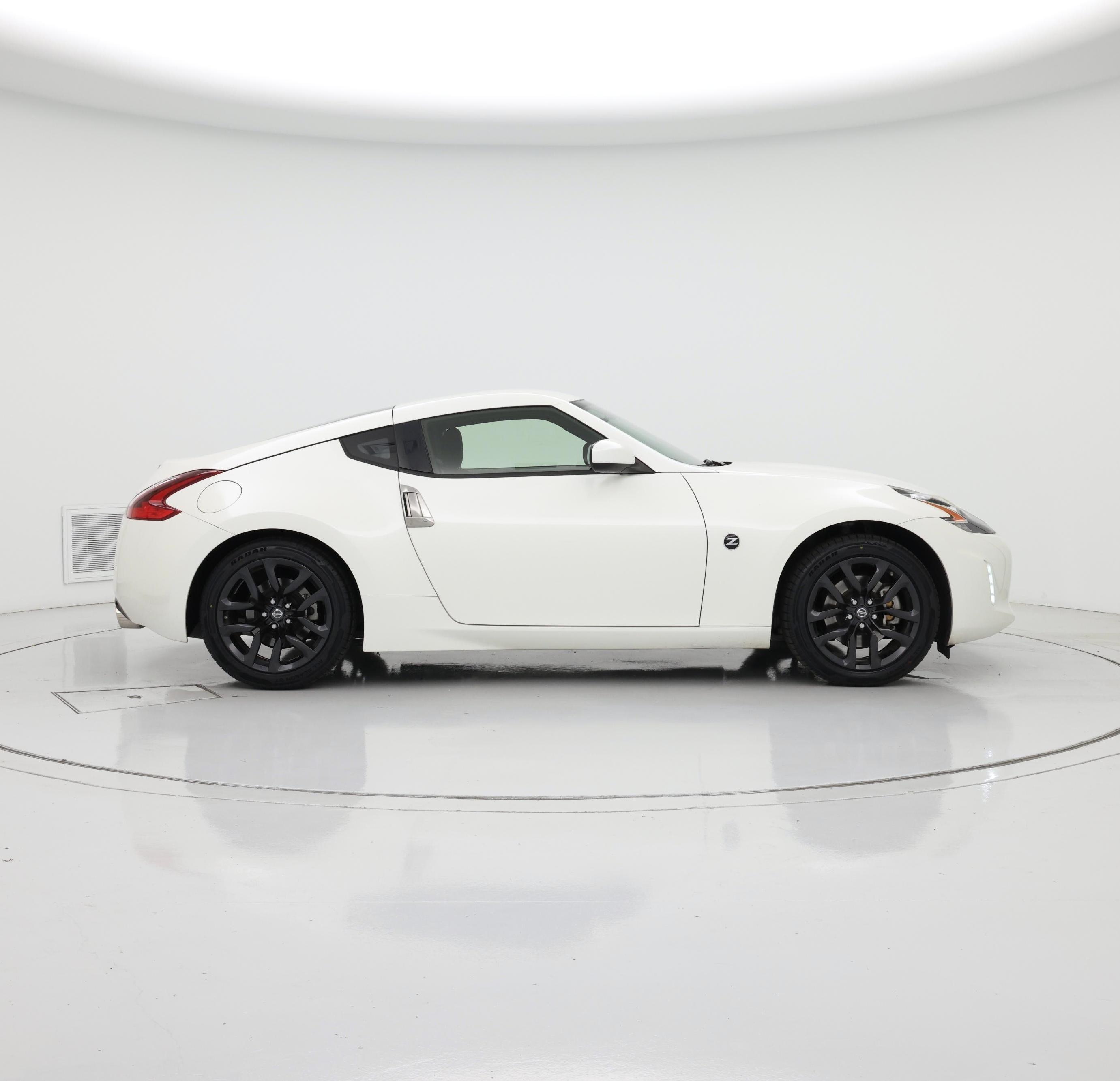 Thumbnail: 2020 Nissan Z - 7