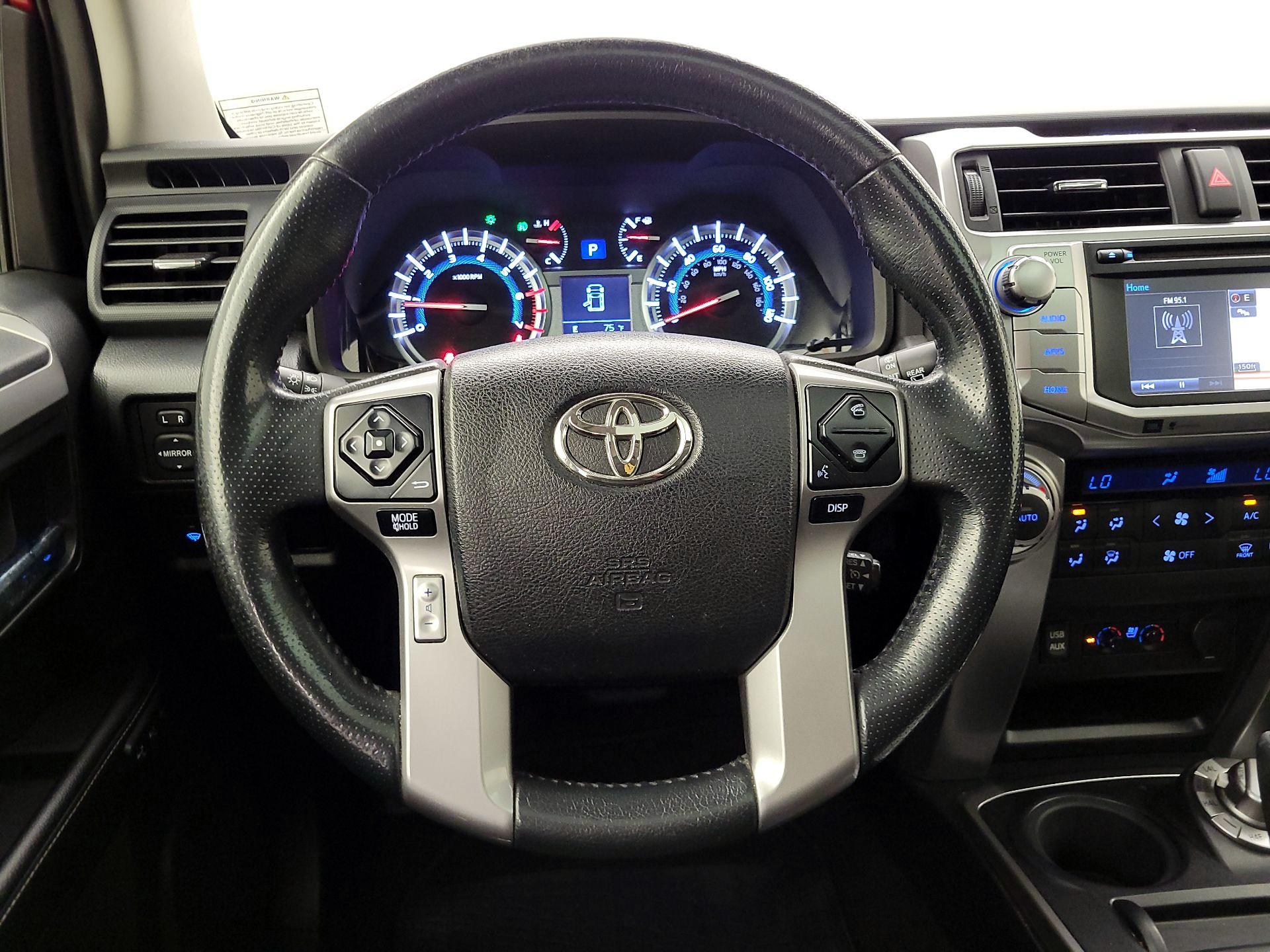 Thumbnail: 2017 Toyota 4Runner - 10