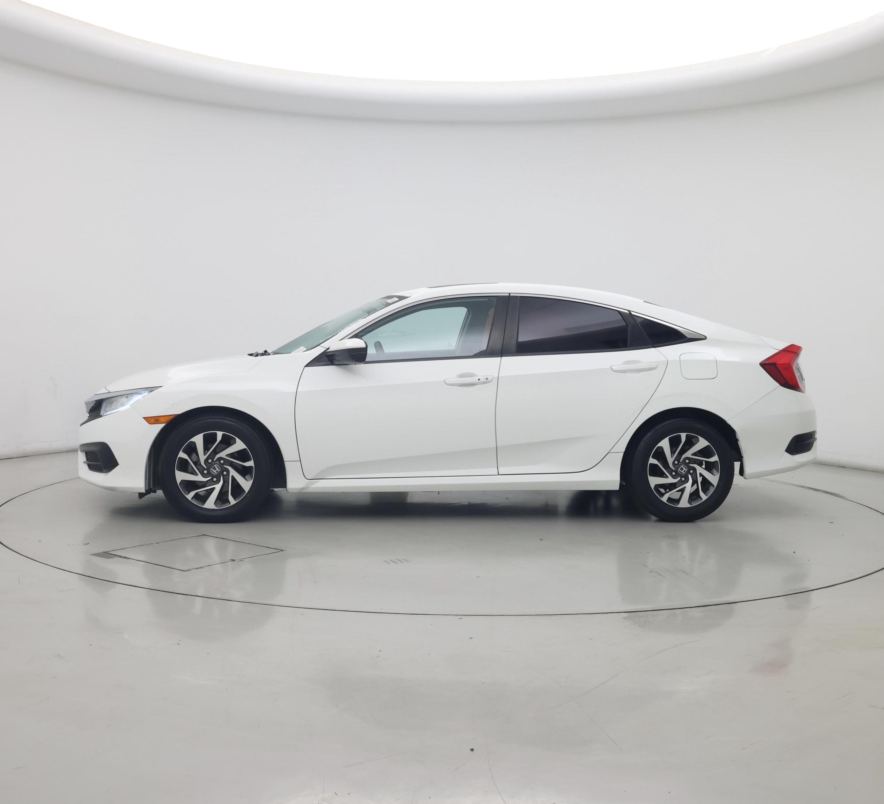 Thumbnail: 2016 Honda Civic - 3