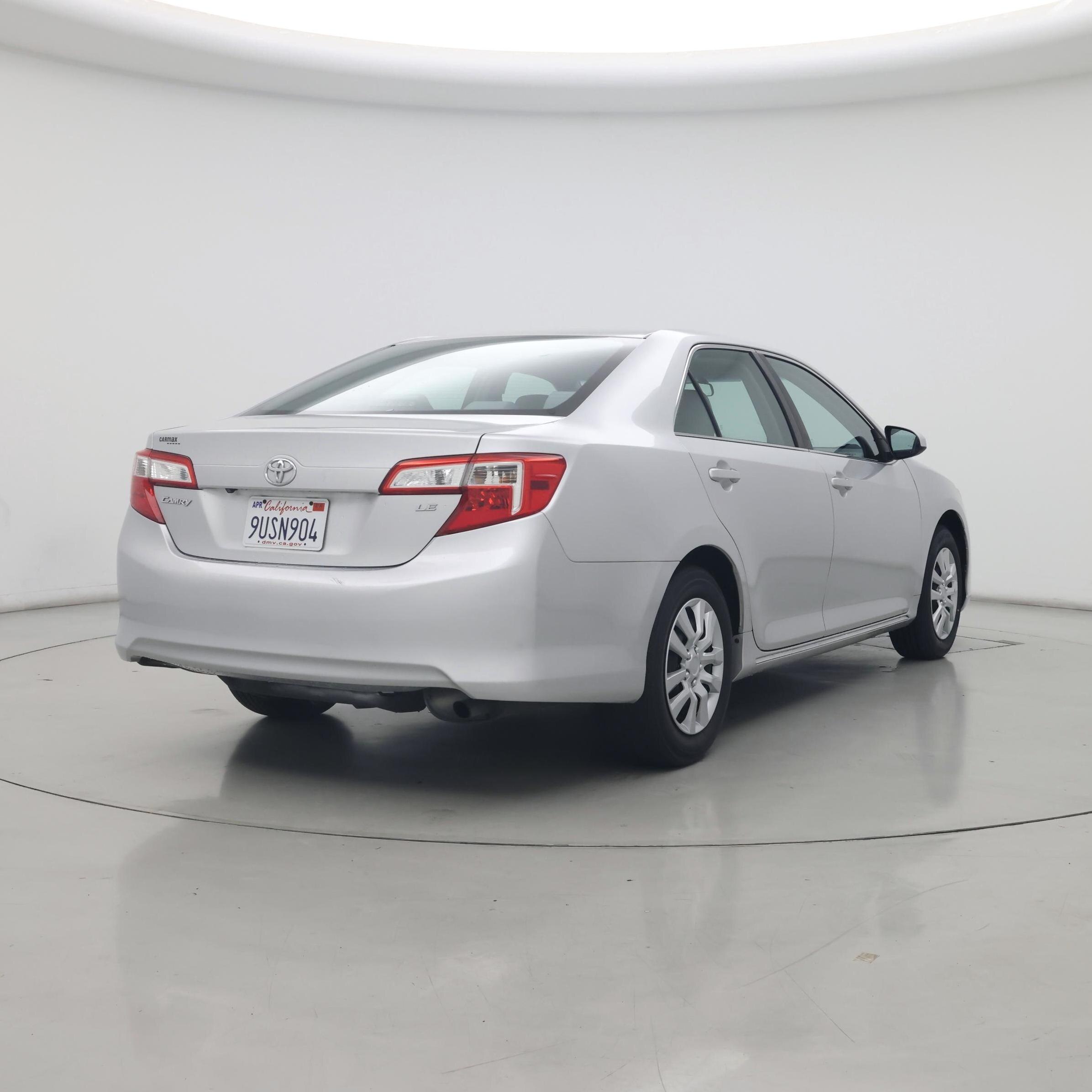 Thumbnail: 2014 Toyota Camry - 8